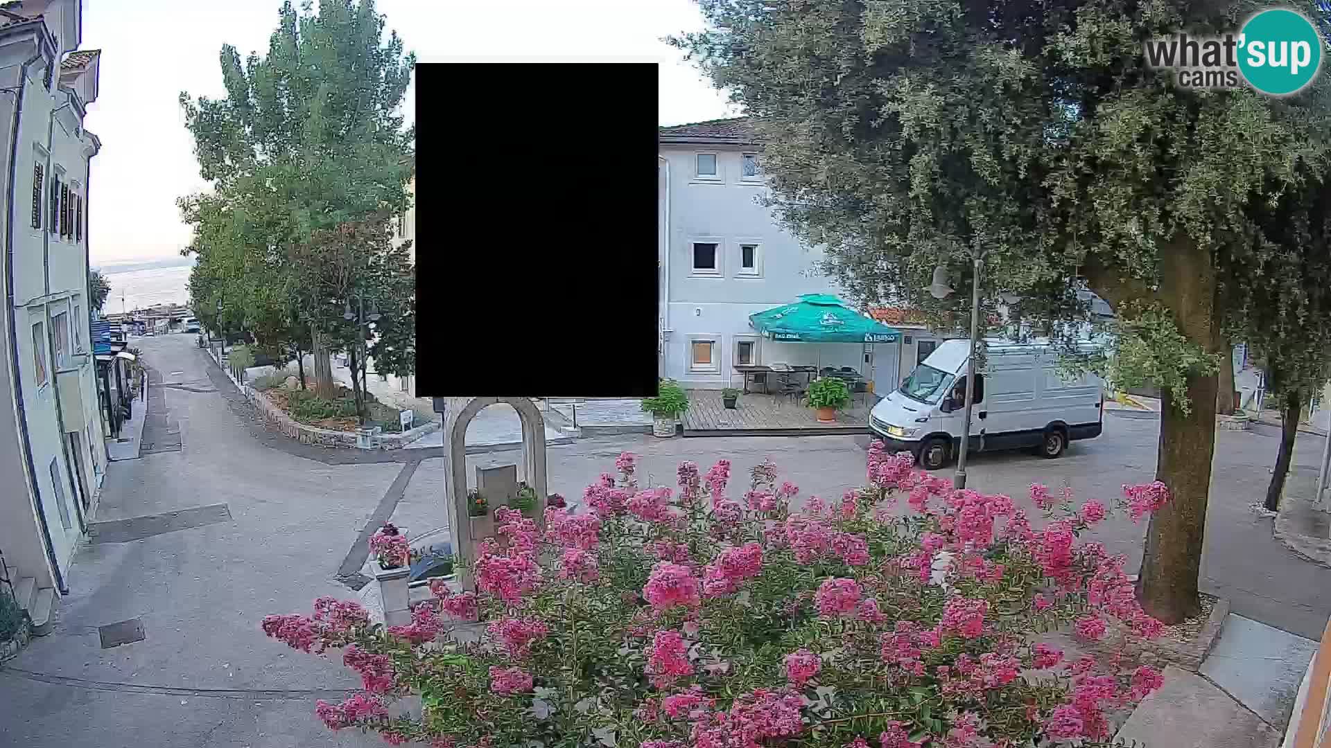 Spletna kamera center Mošćeniška Draga – Pogled v živo