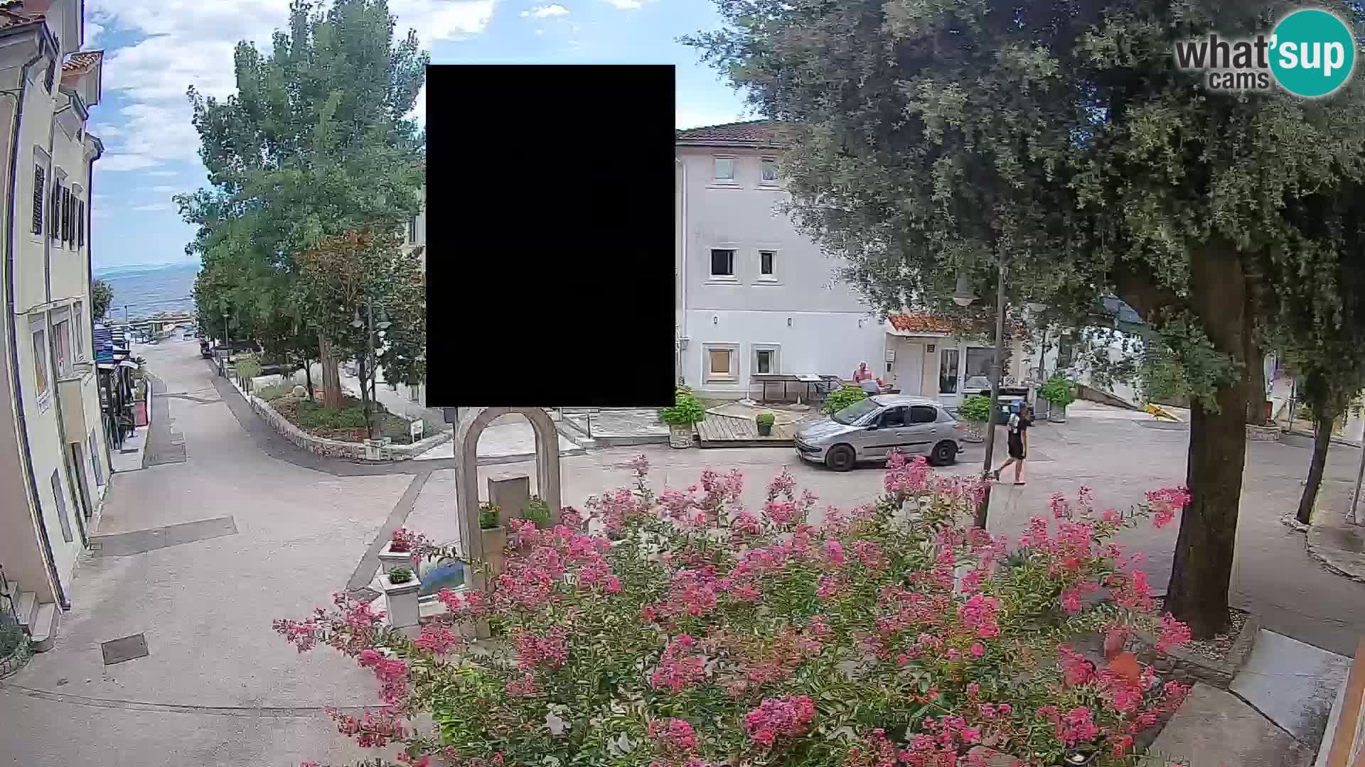 Webcam Mošćenička Draga Center – Live View of the Town Center