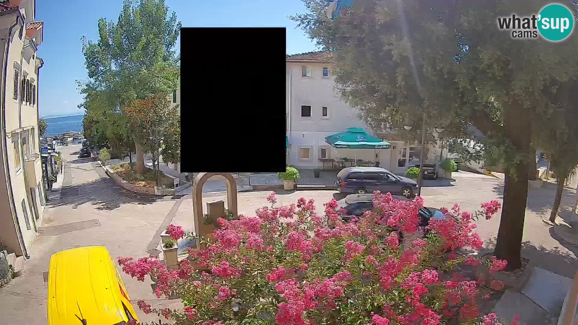 Web kamera centar Mošćeničke Drage – Pogled uživo