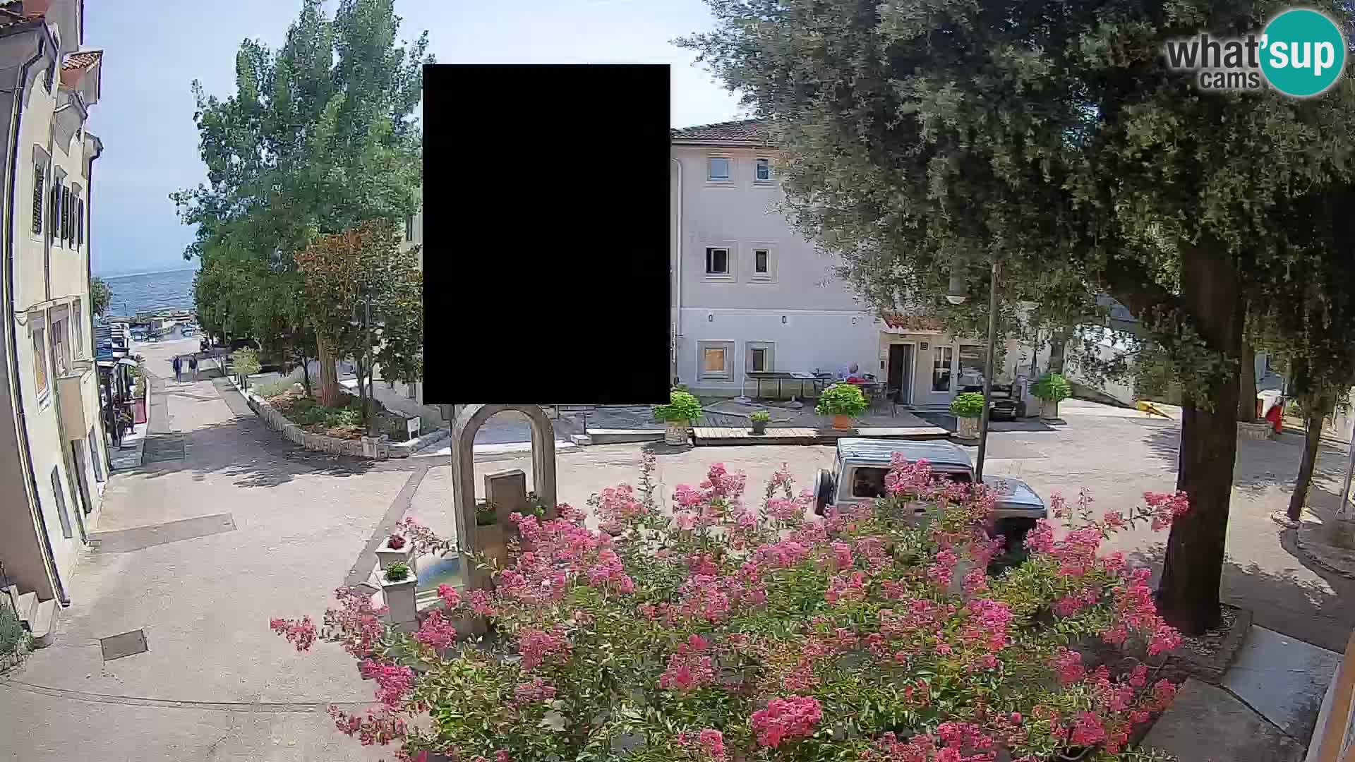 Webcam Mošćenička Draga Center – Live View of the Town Center