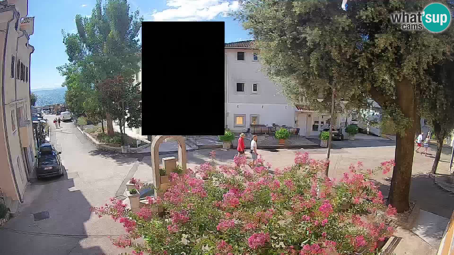Webcam Mošćenička Draga Center – Live View of the Town Center