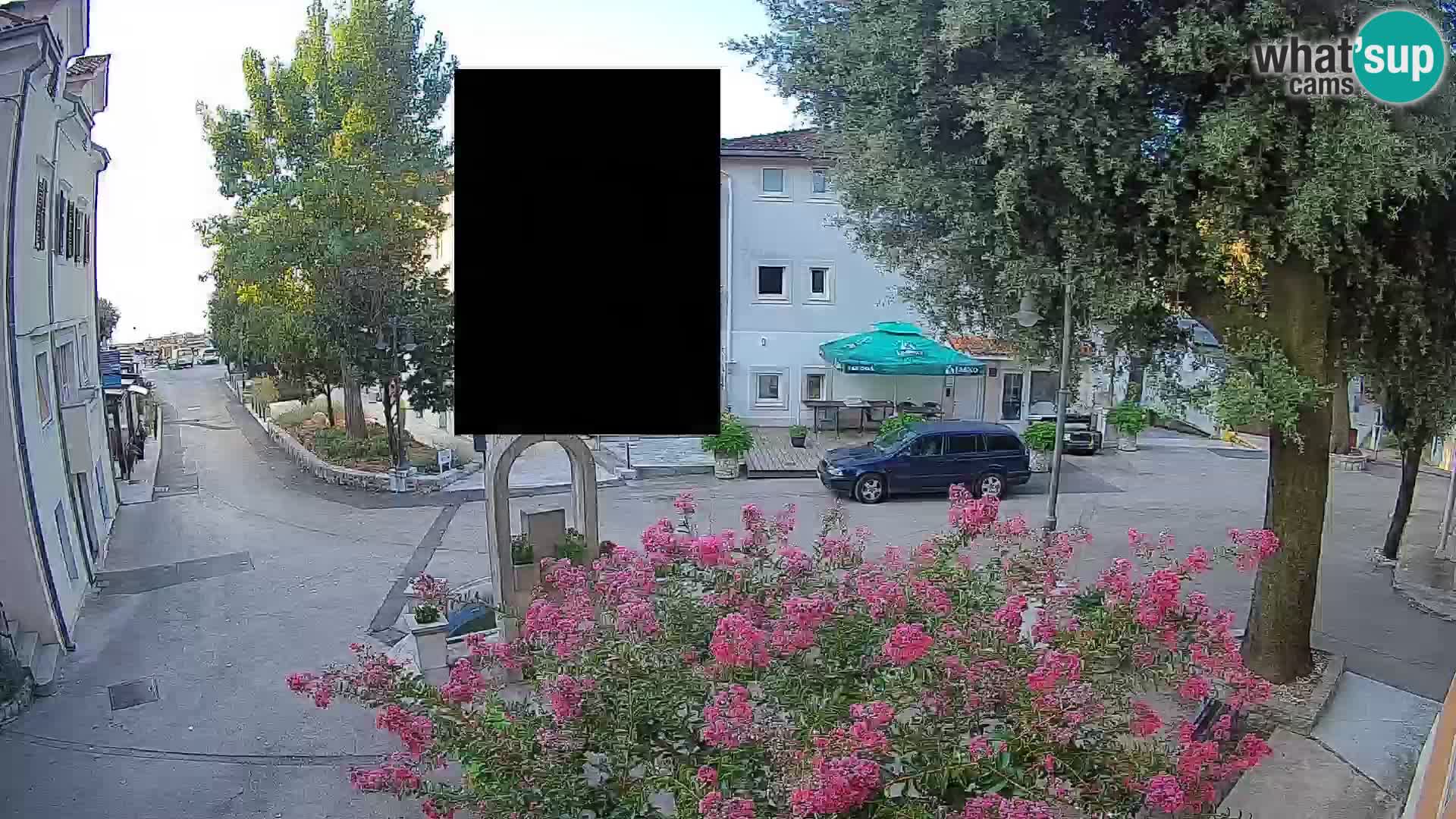 Web kamera centar Mošćeničke Drage – Pogled uživo