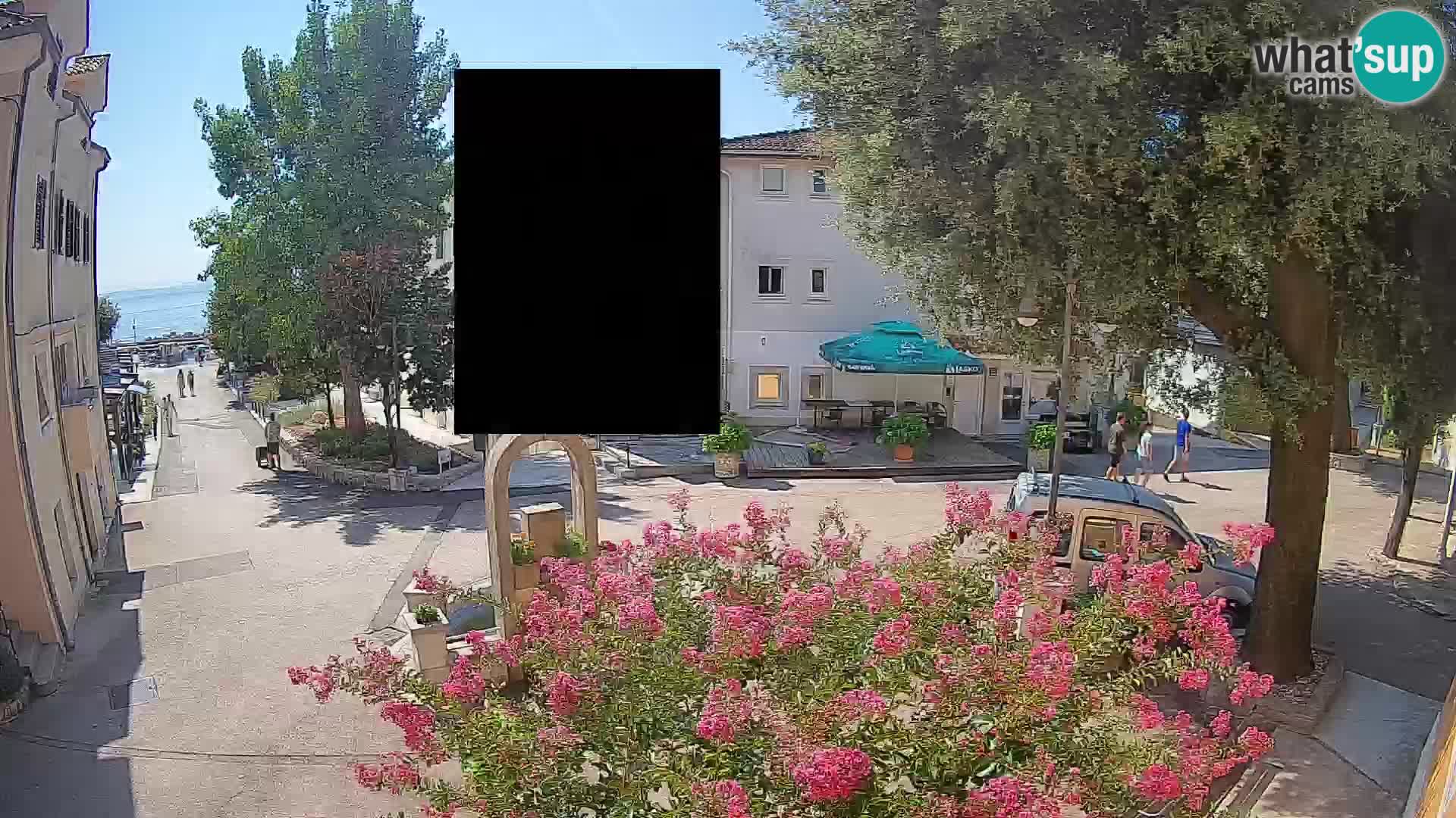Spletna kamera center Mošćeniška Draga – Pogled v živo