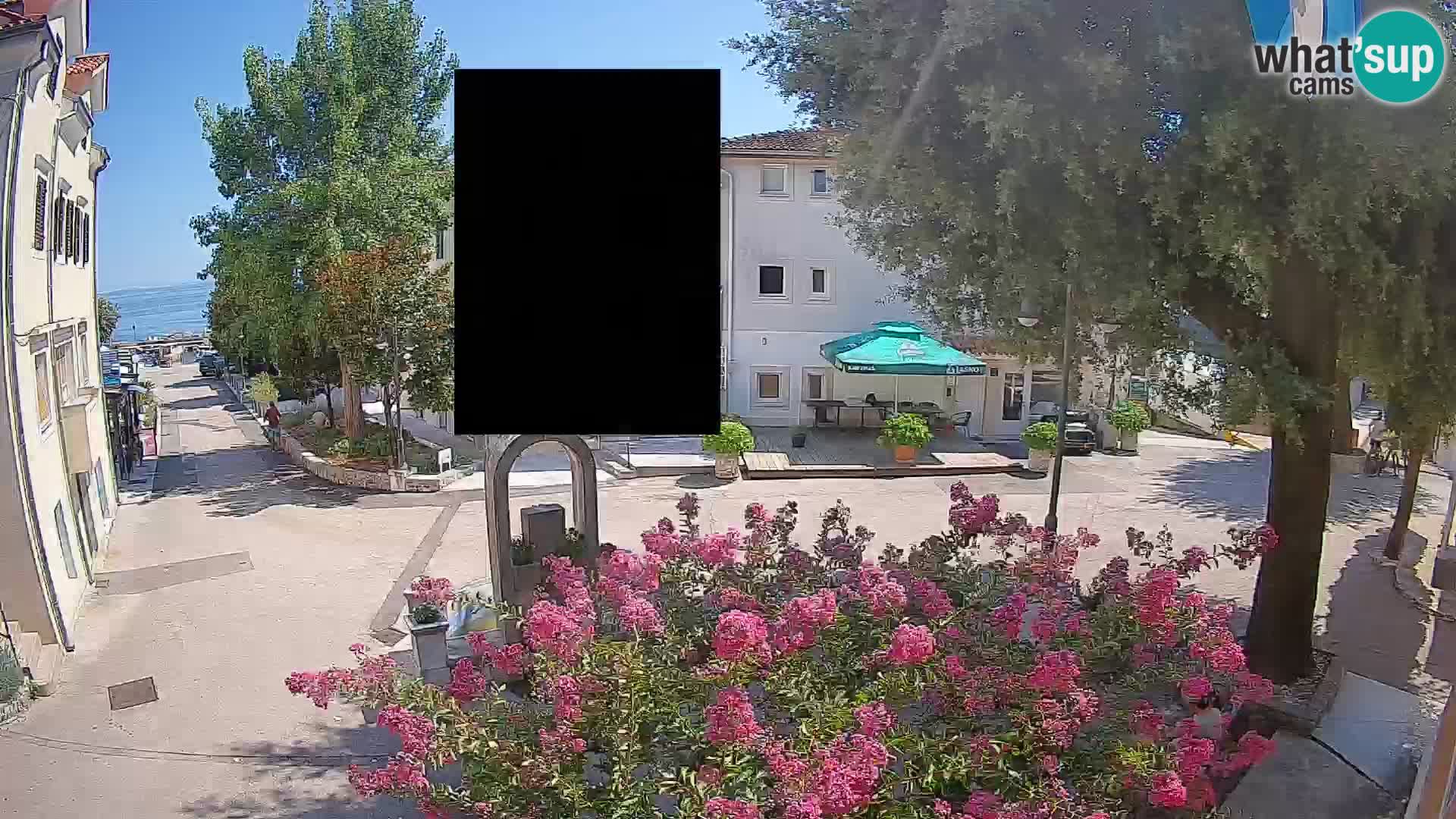 Webcam Mošćenička Draga Center – Live View of the Town Center