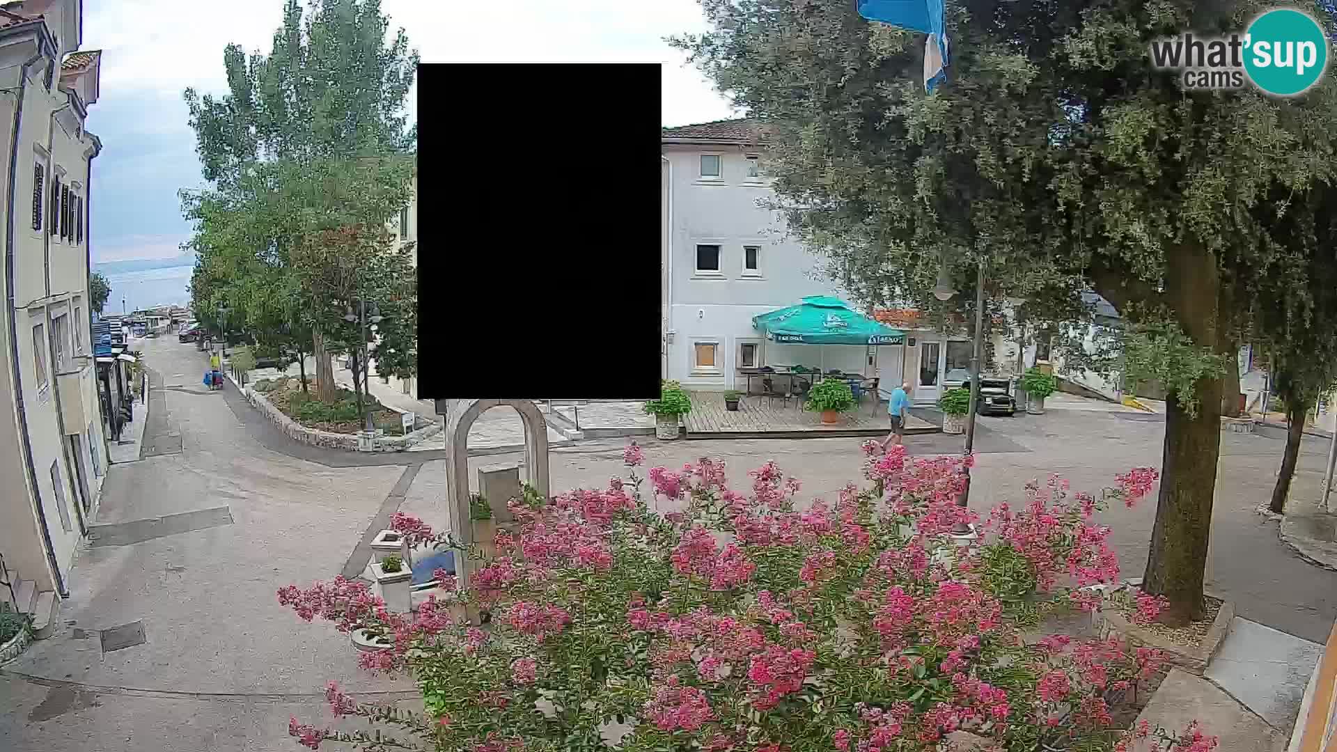 Web kamera centar Mošćeničke Drage – Pogled uživo