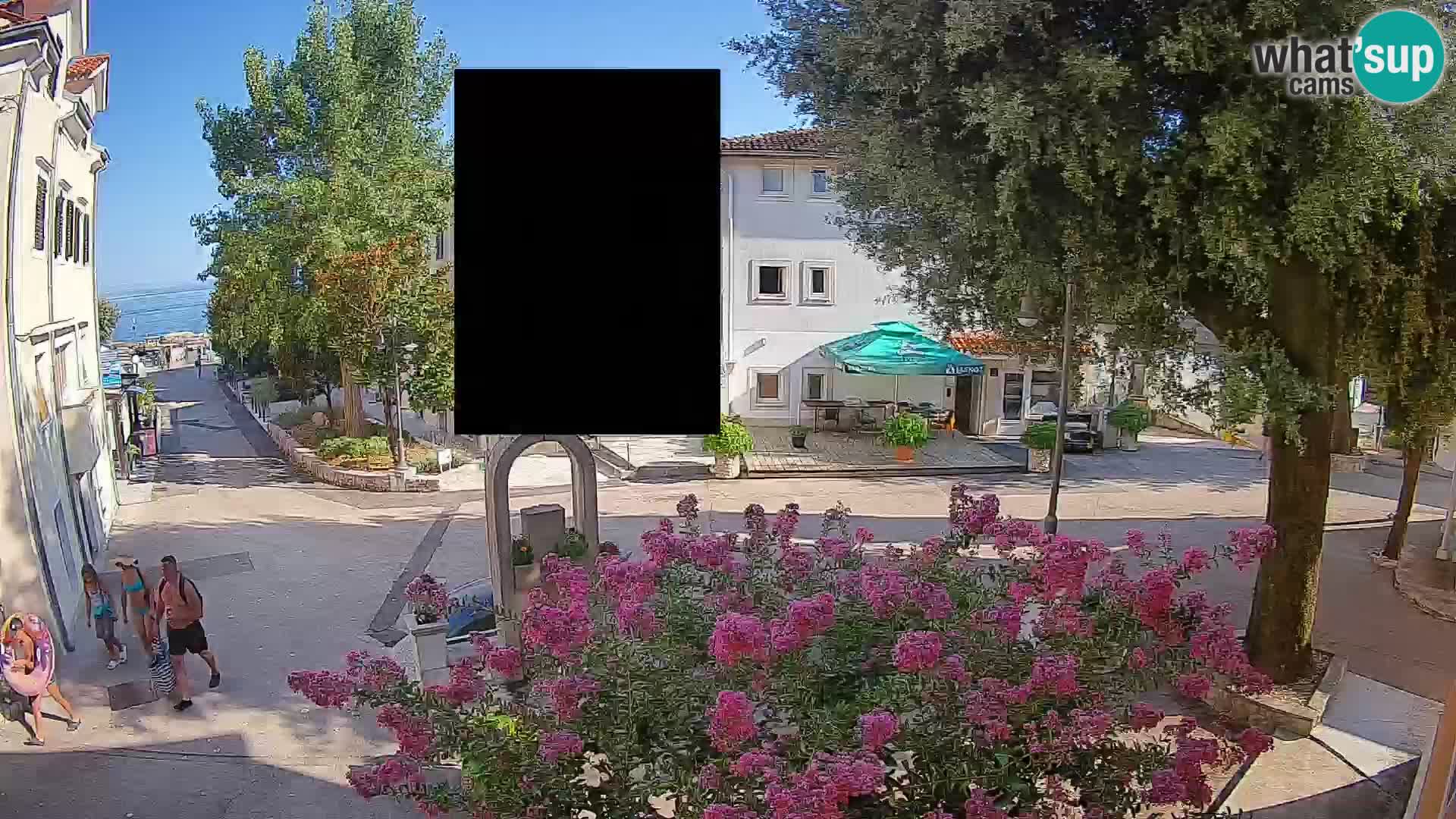 Webcam Mošćenička Draga Center – Live View of the Town Center