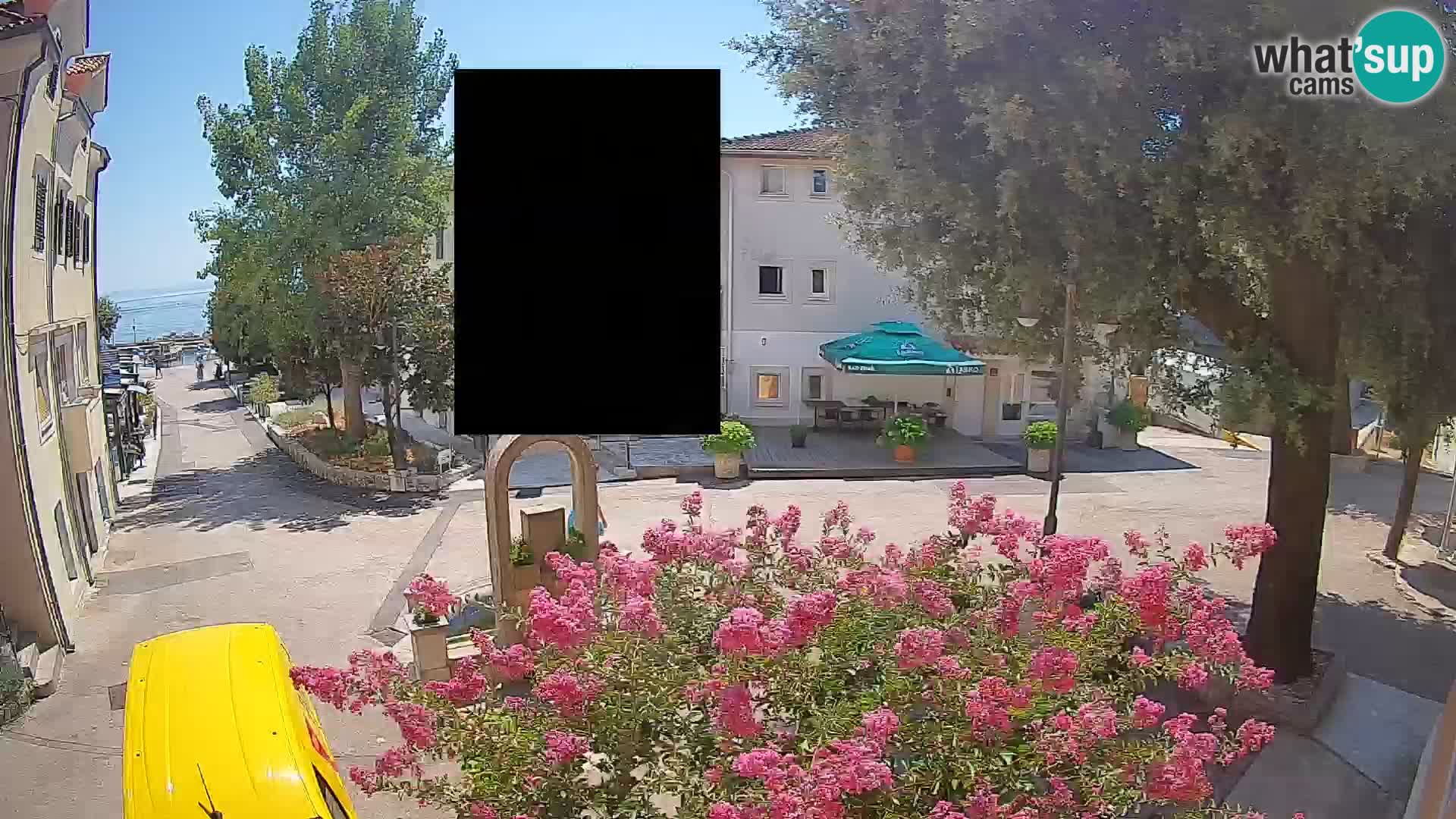 Web kamera centar Mošćeničke Drage – Pogled uživo