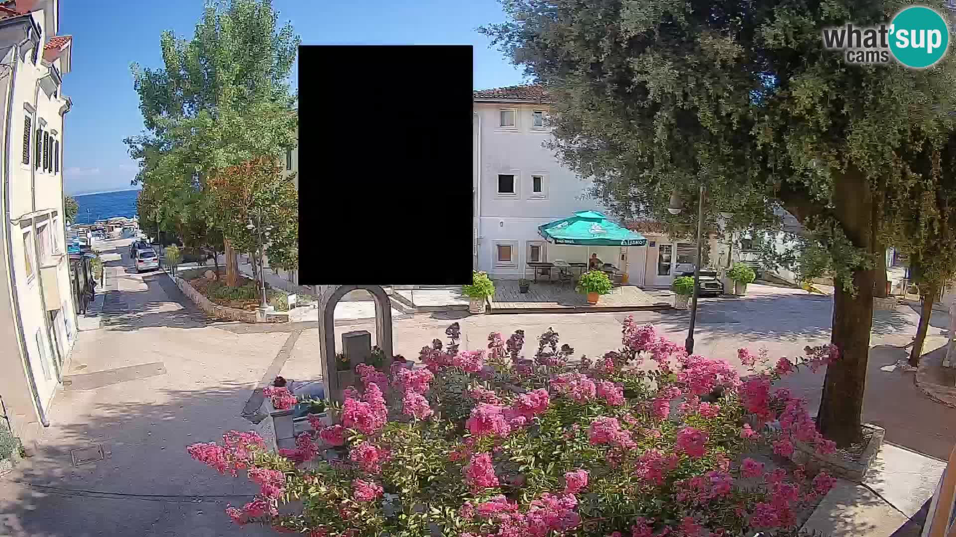 Webcam Mošćenička Draga Center – Live View of the Town Center