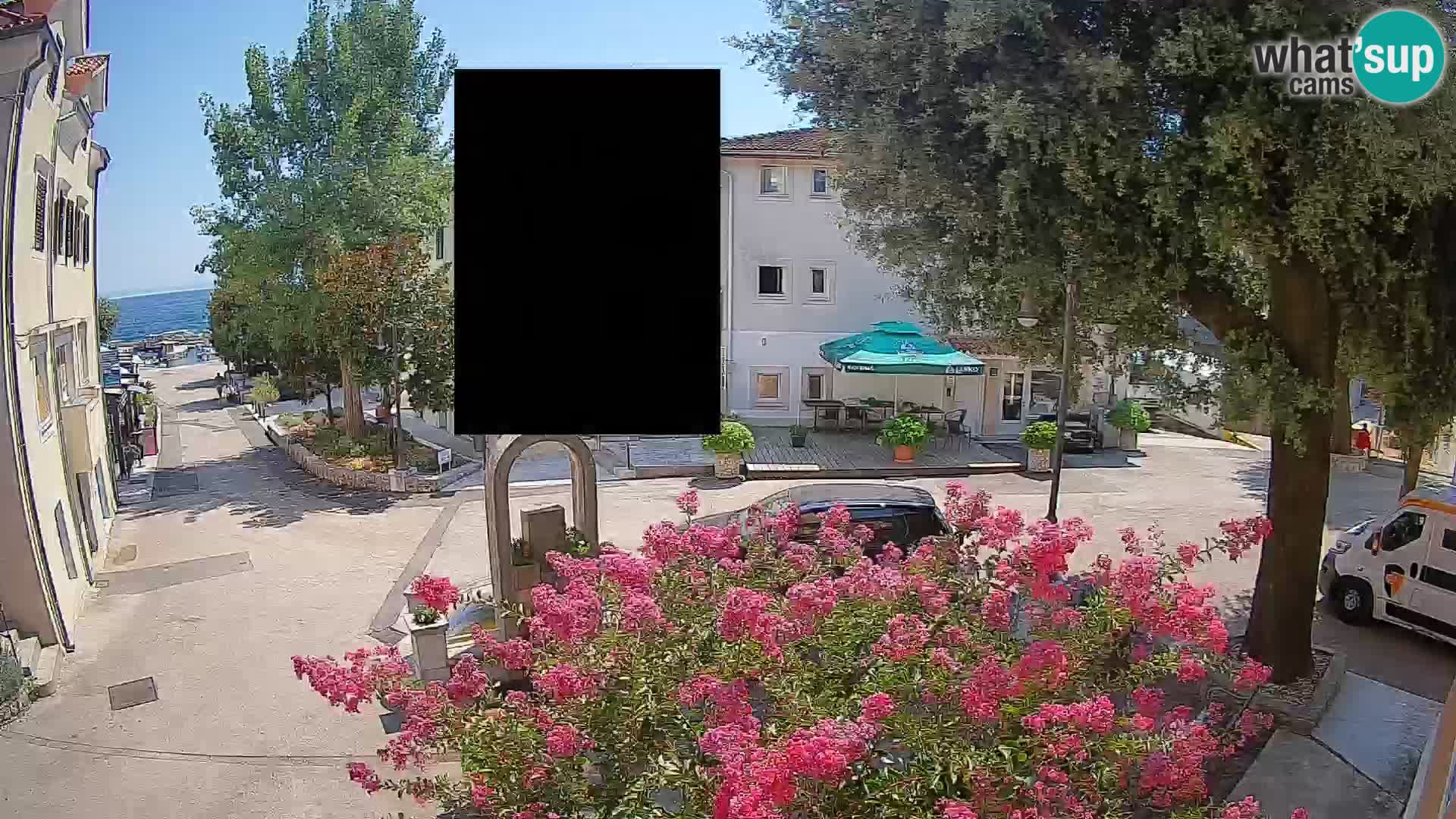 Webcam Mošćenička Draga Center – Live View of the Town Center