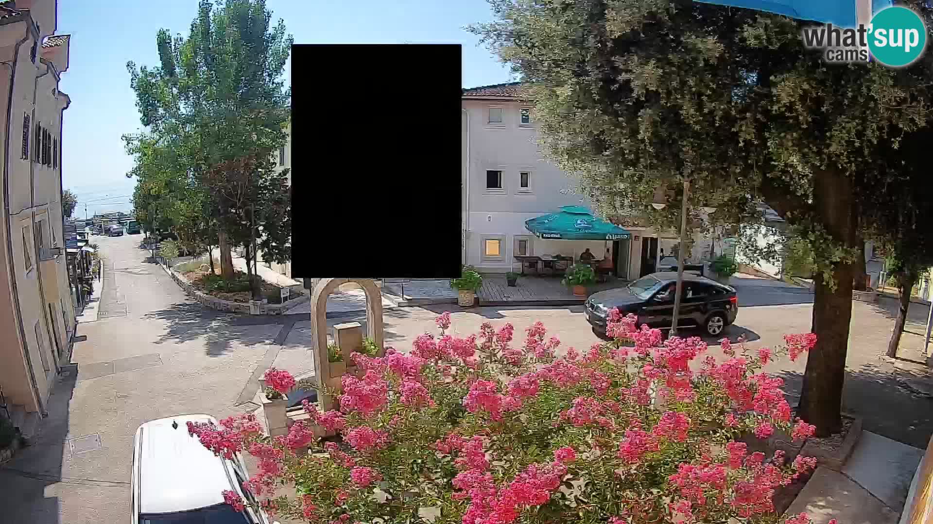 Spletna kamera center Mošćeniška Draga – Pogled v živo
