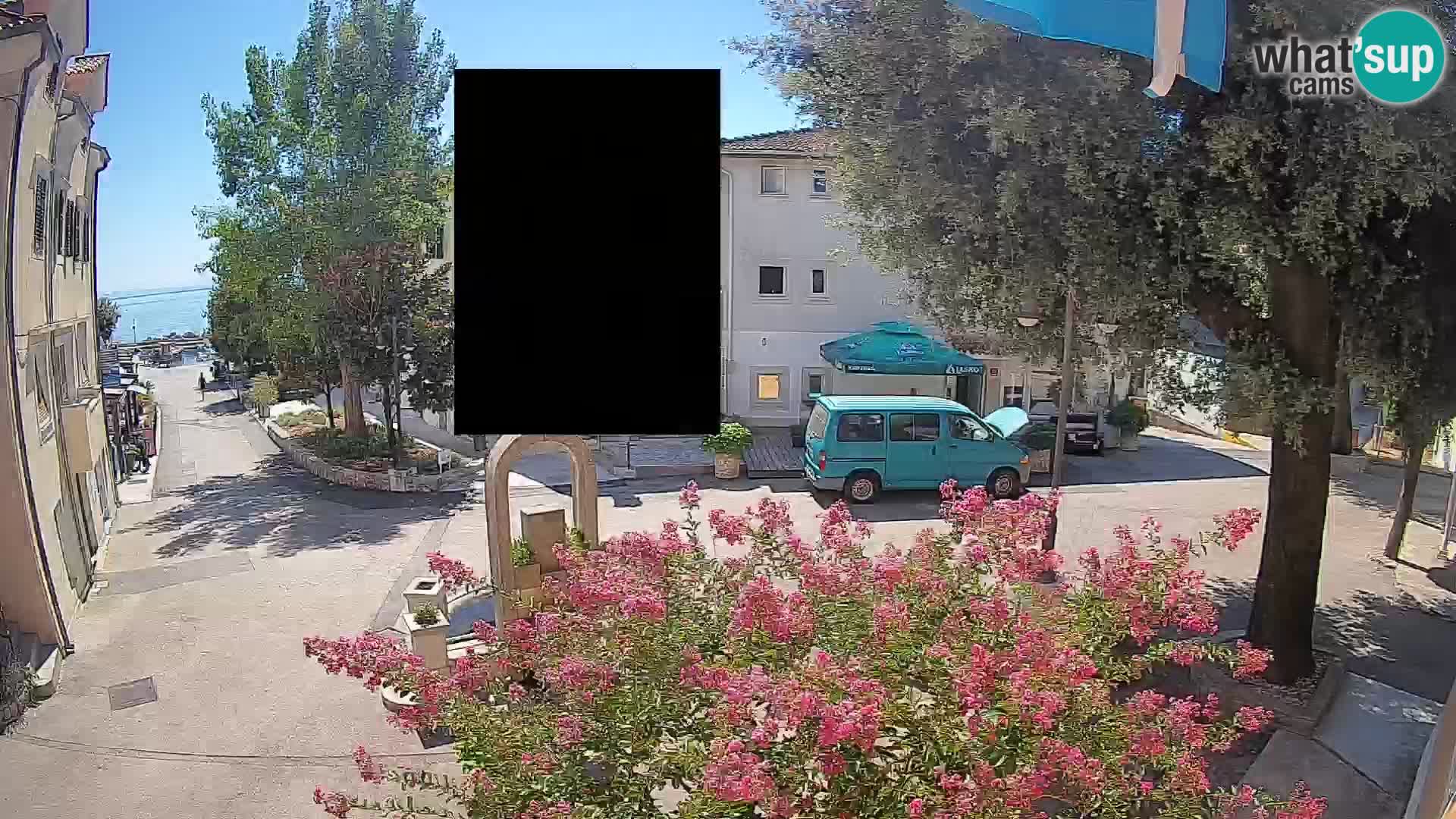 Spletna kamera center Mošćeniška Draga – Pogled v živo