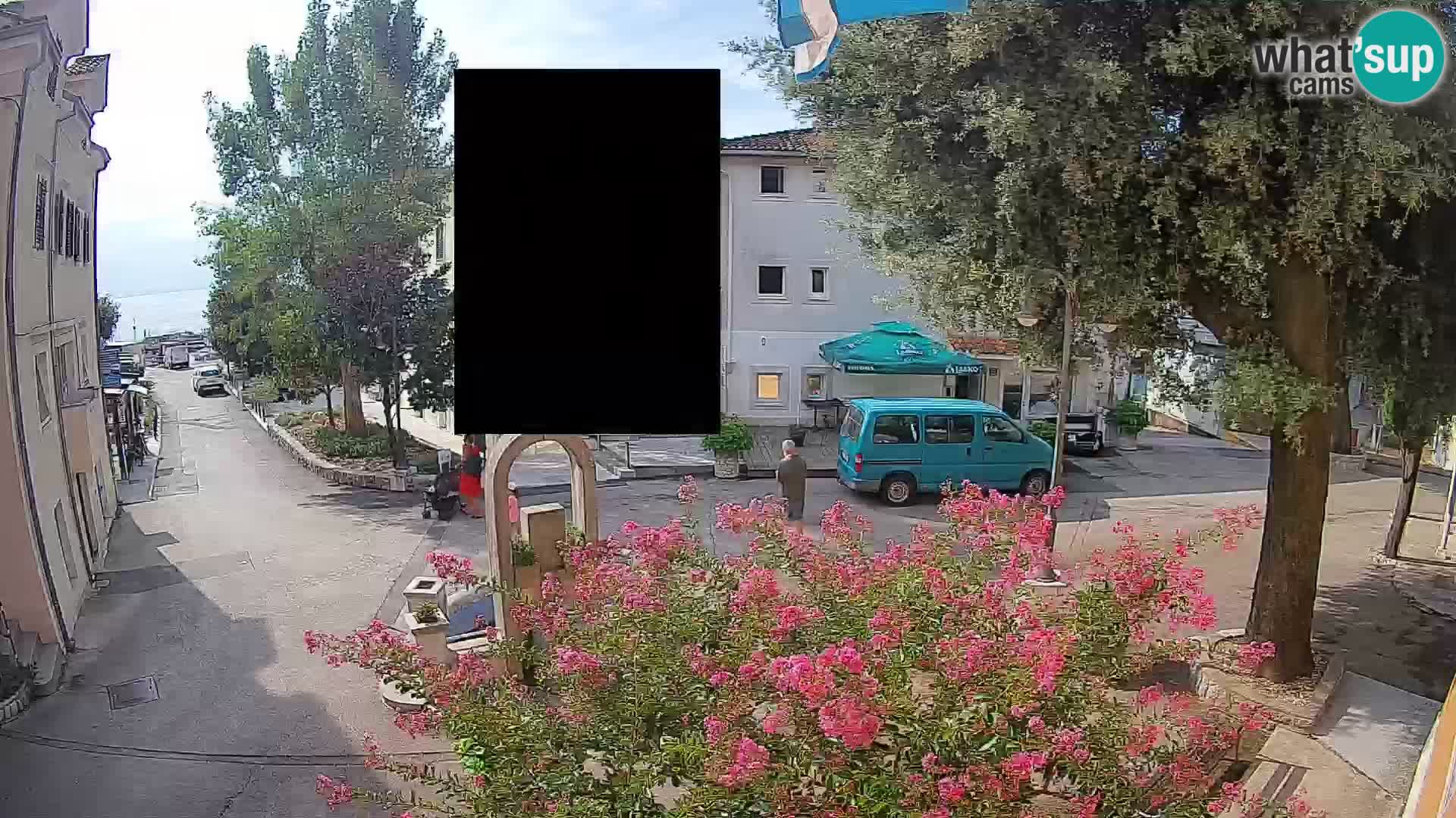 Webcam Mošćenička Draga Center – Live View of the Town Center