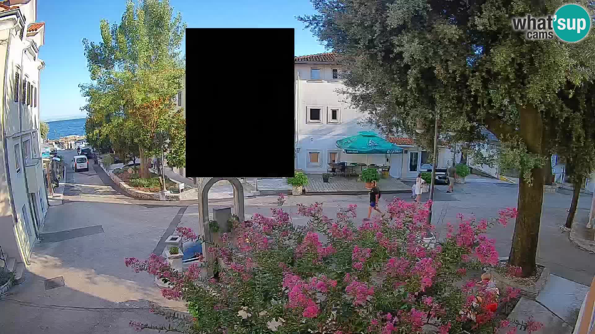 Spletna kamera center Mošćeniška Draga – Pogled v živo