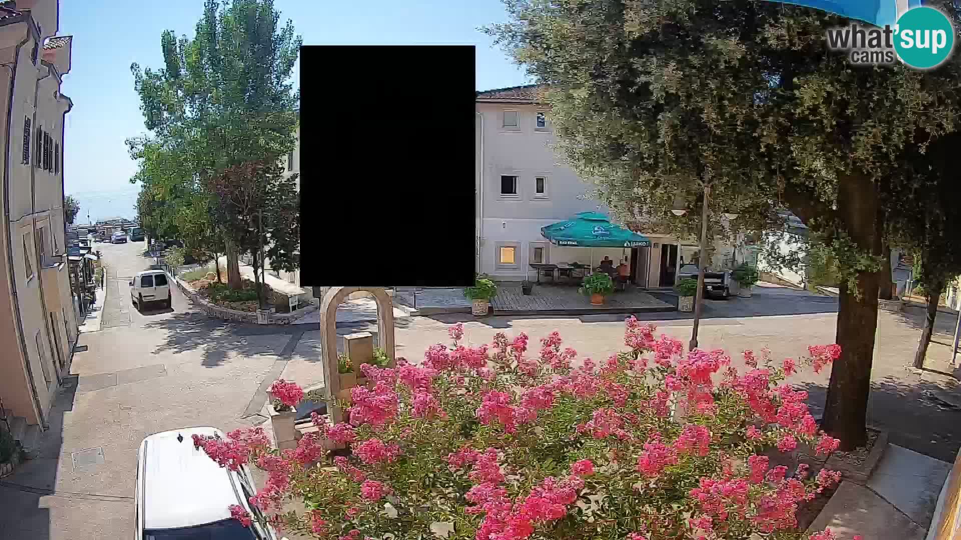 Spletna kamera center Mošćeniška Draga – Pogled v živo