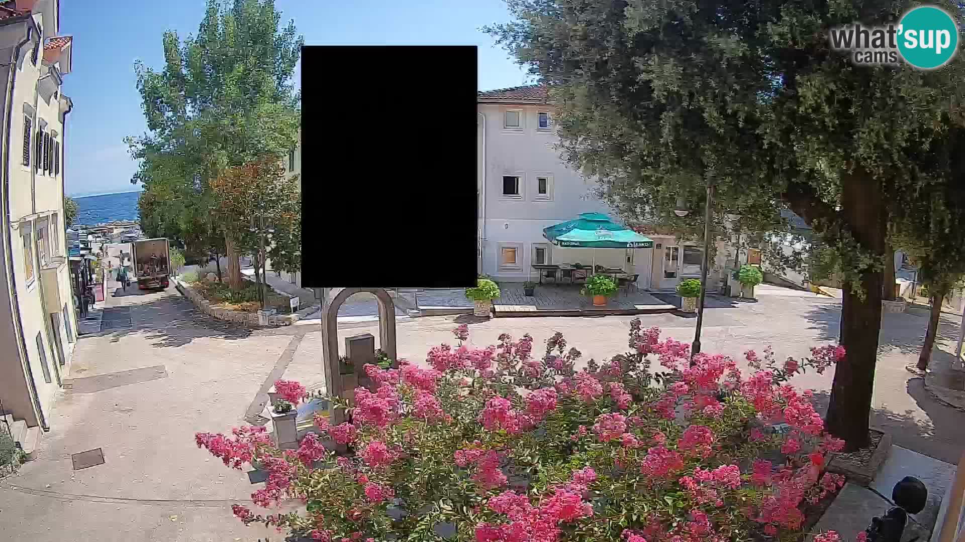 Spletna kamera center Mošćeniška Draga – Pogled v živo