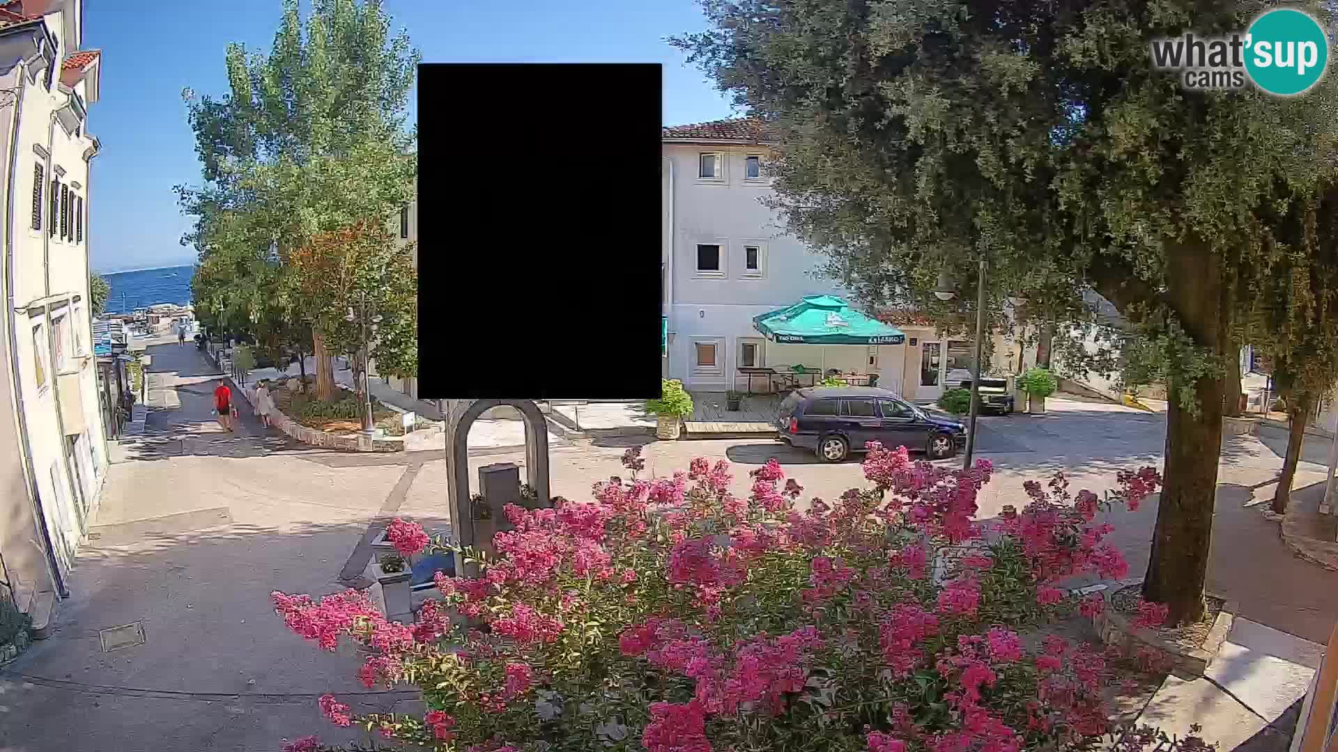 Webcam Mošćenička Draga Center – Live View of the Town Center