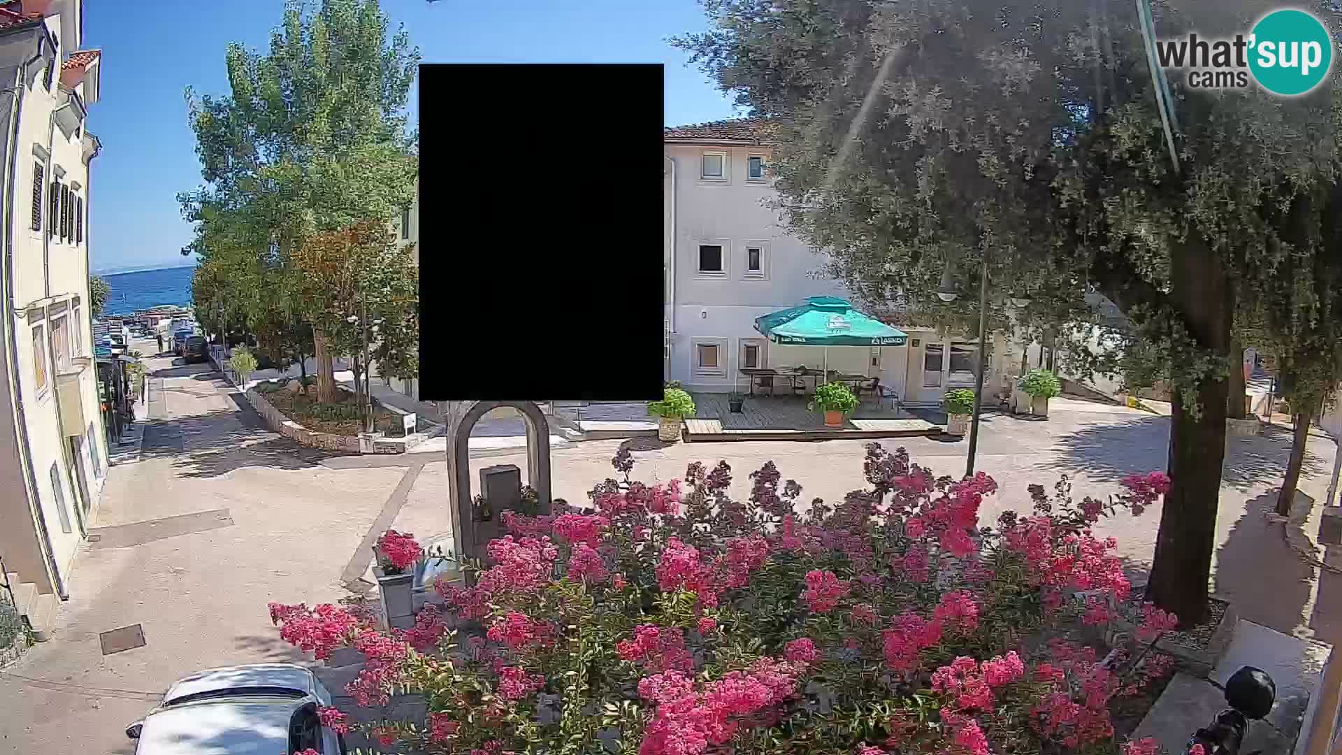 Webcam Mošćenička Draga Center – Live View of the Town Center