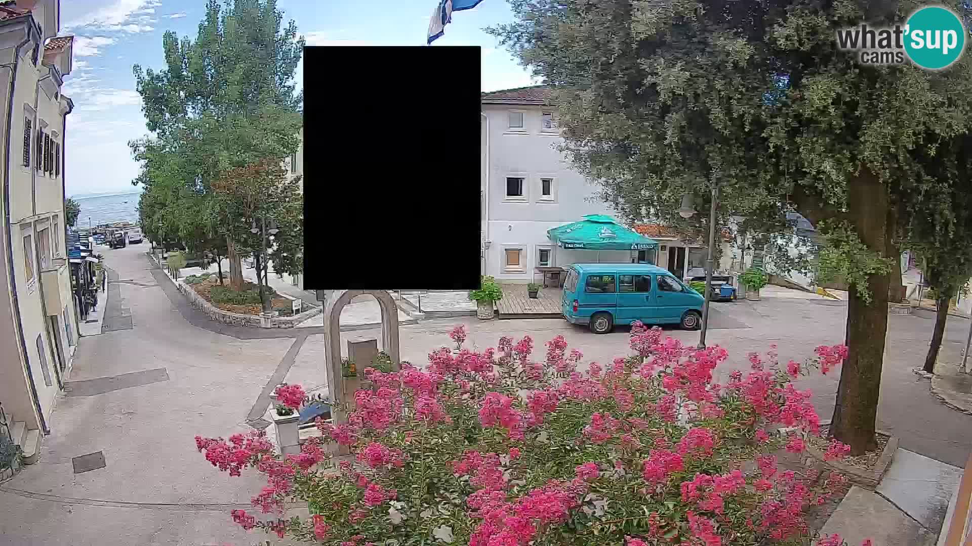 Web kamera centar Mošćeničke Drage – Pogled uživo