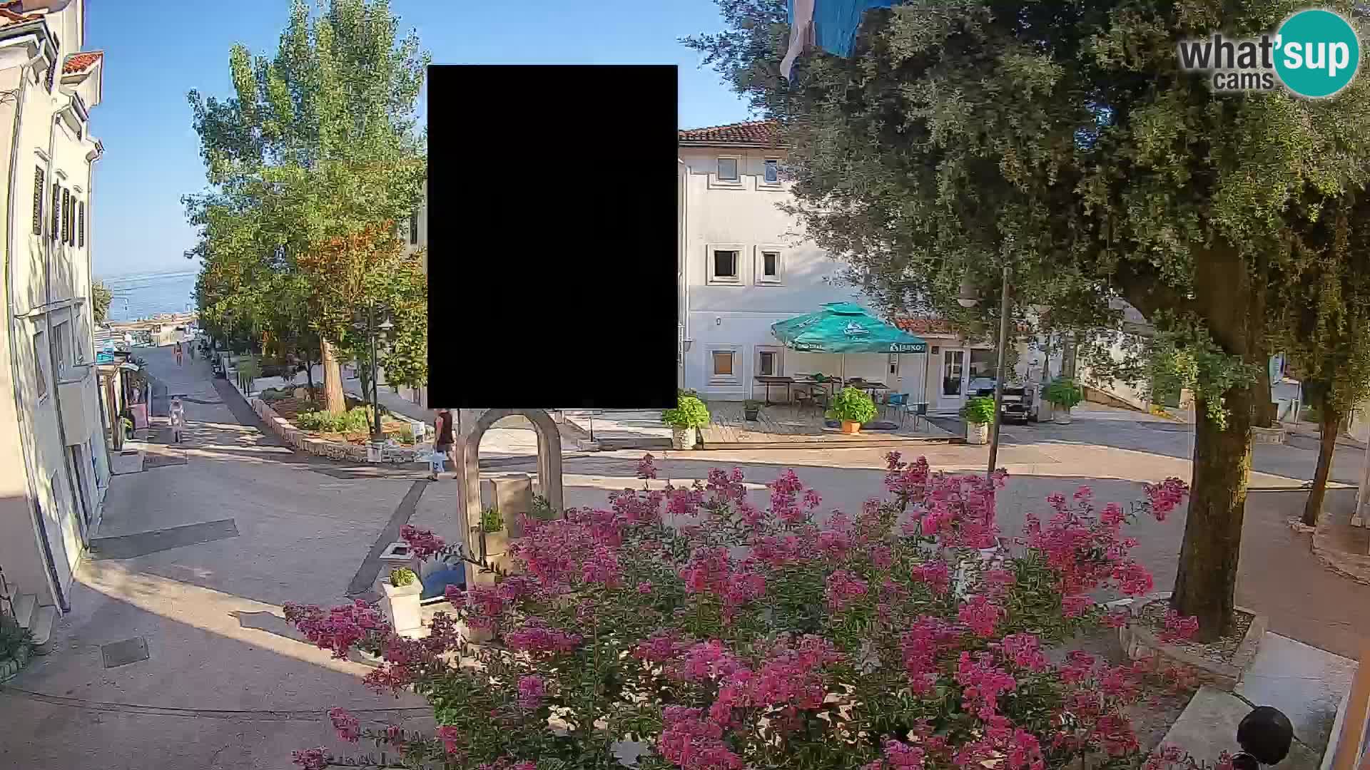 Webcam Mošćenička Draga Center – Live View of the Town Center