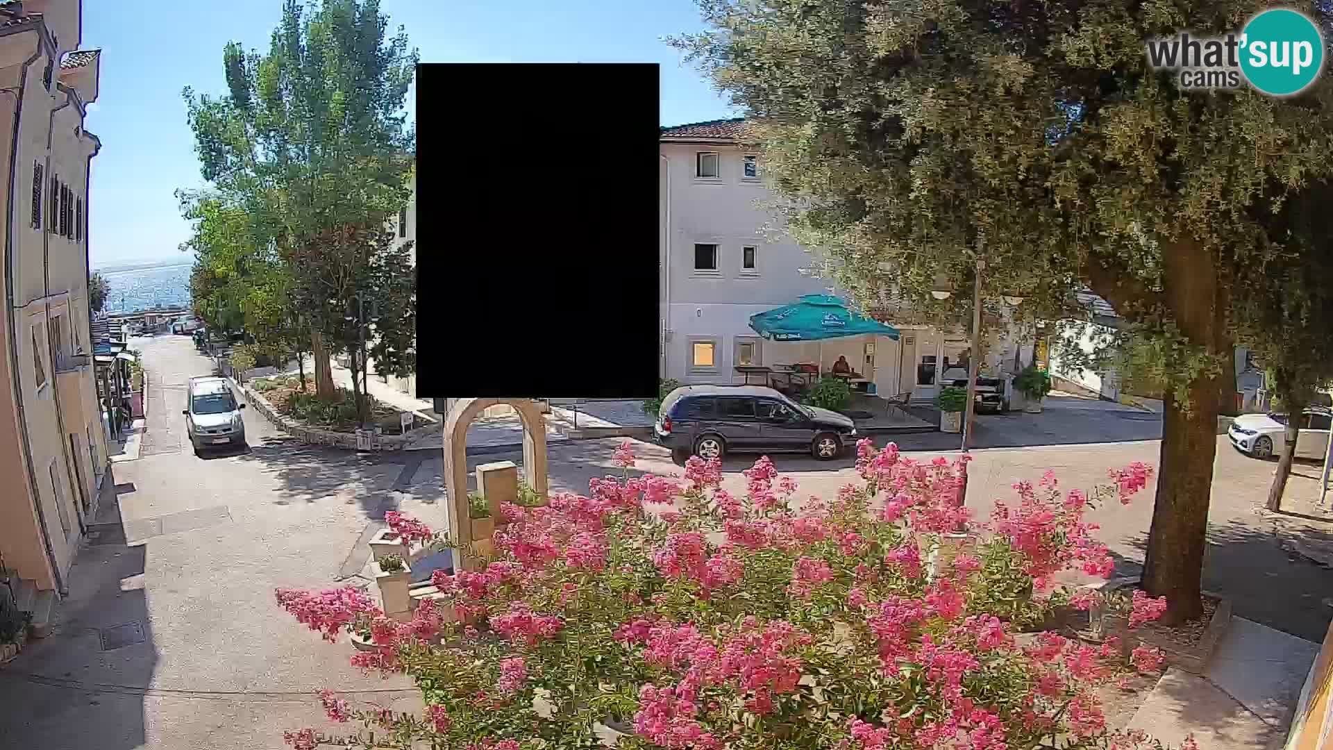 Webcam Mošćenička Draga Center – Live View of the Town Center