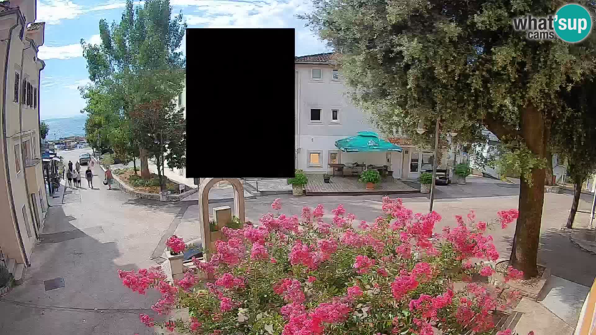 Webcam Mošćenička Draga Center – Live View of the Town Center