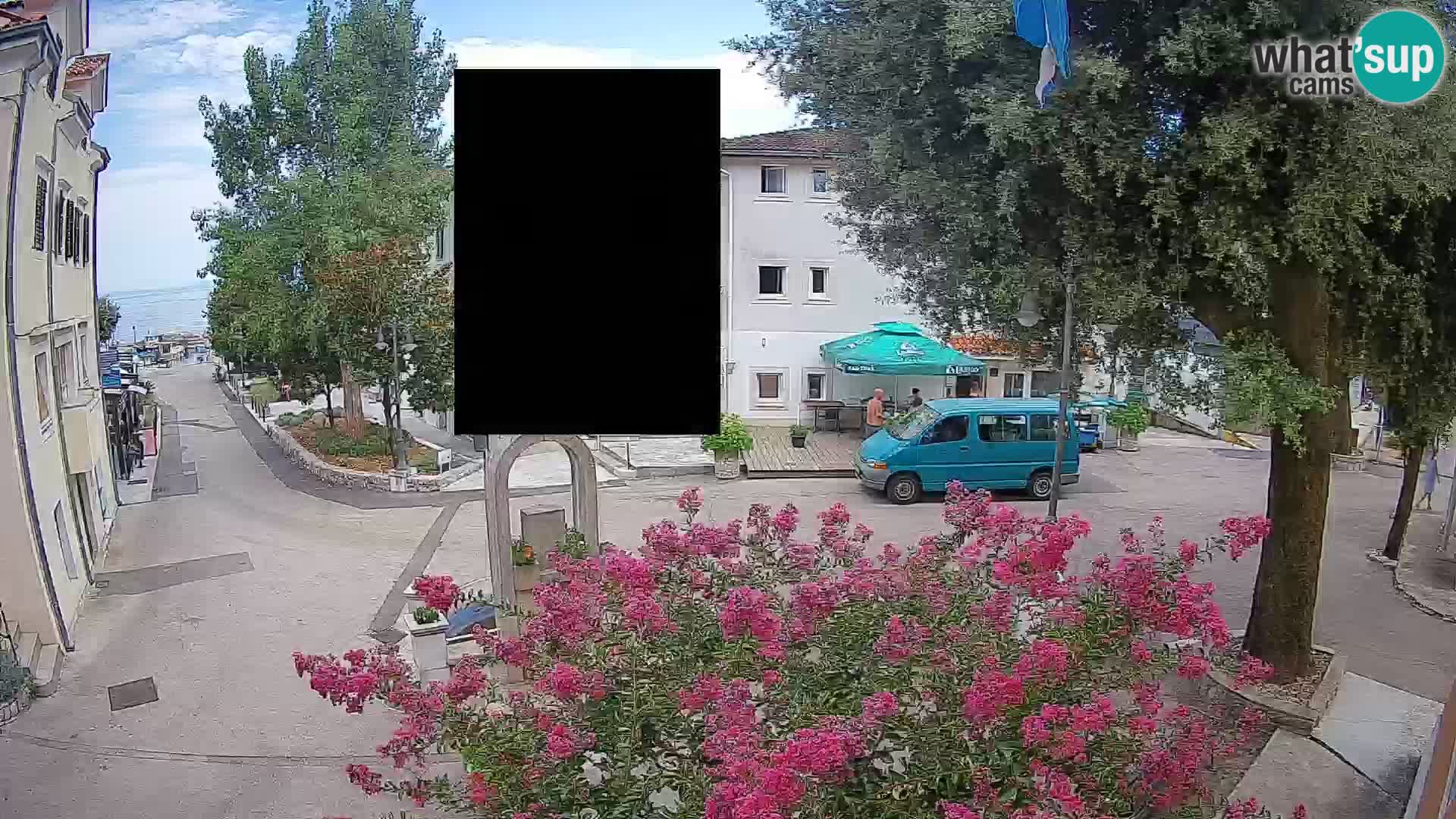 Webcam Mošćenička Draga Center – Live View of the Town Center