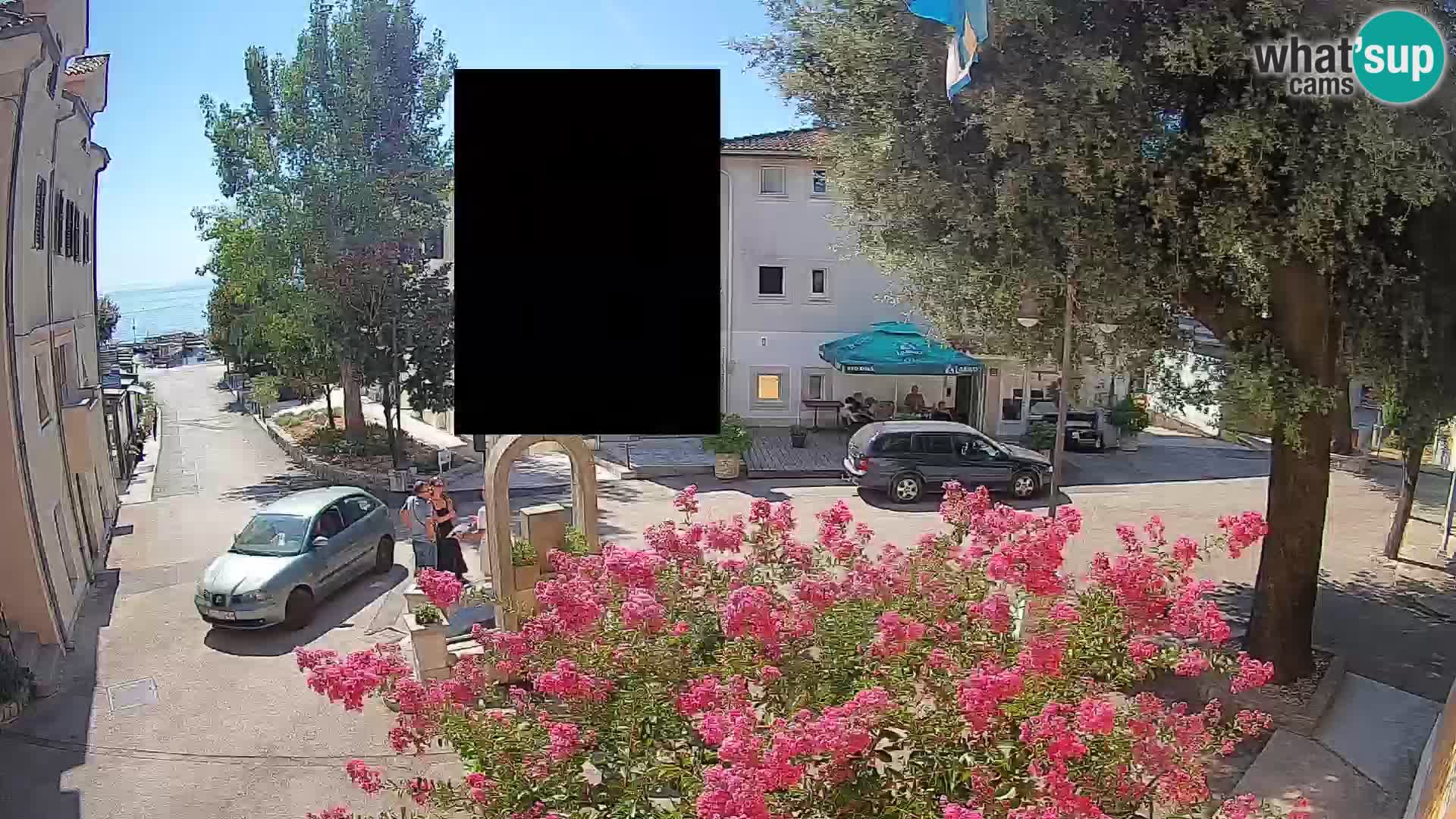 Web kamera centar Mošćeničke Drage – Pogled uživo