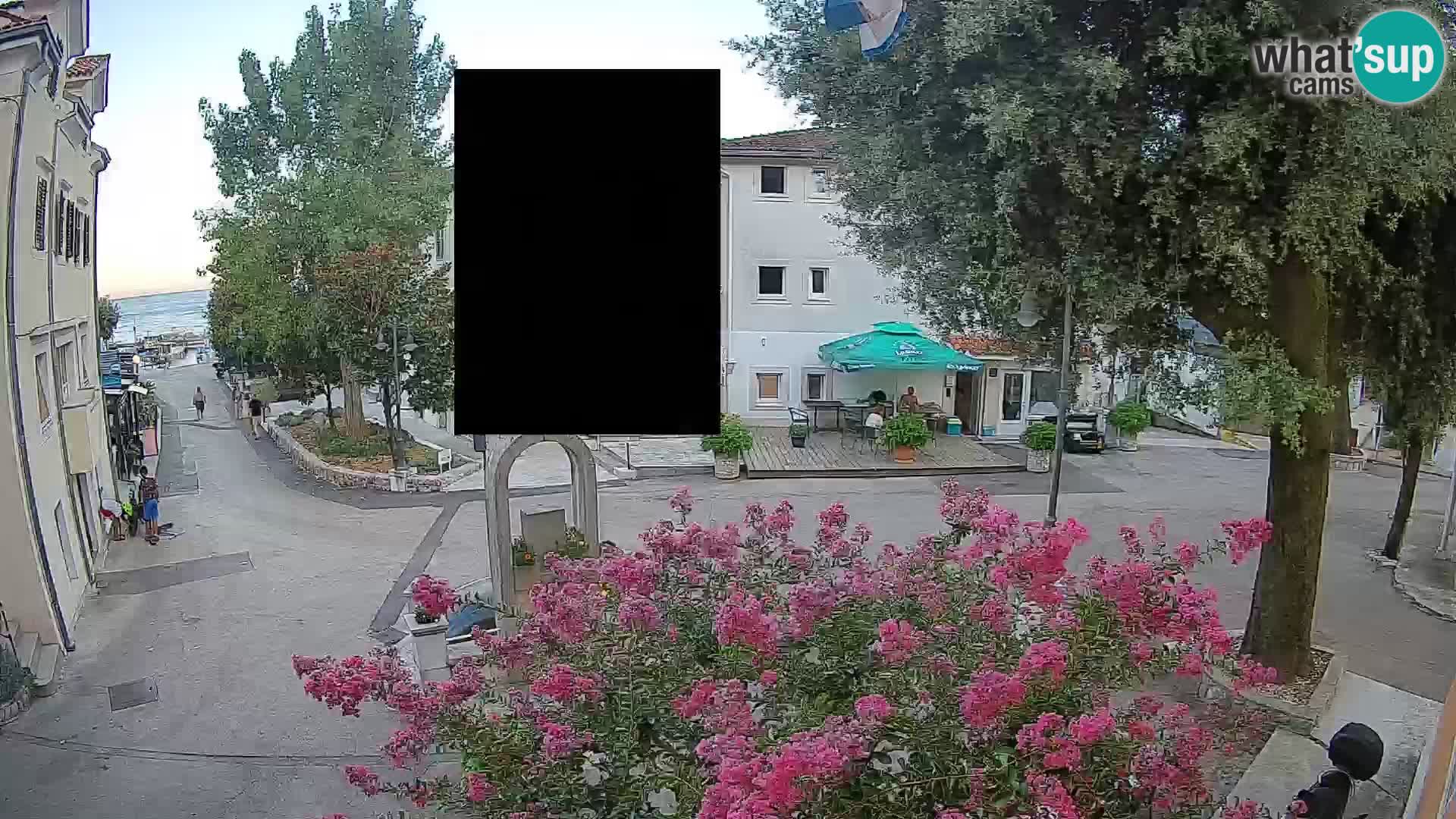 Webcam Mošćenička Draga Center – Live View of the Town Center