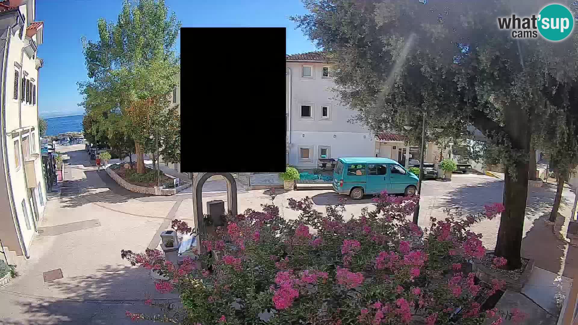 Webcam Mošćenička Draga Center – Live View of the Town Center