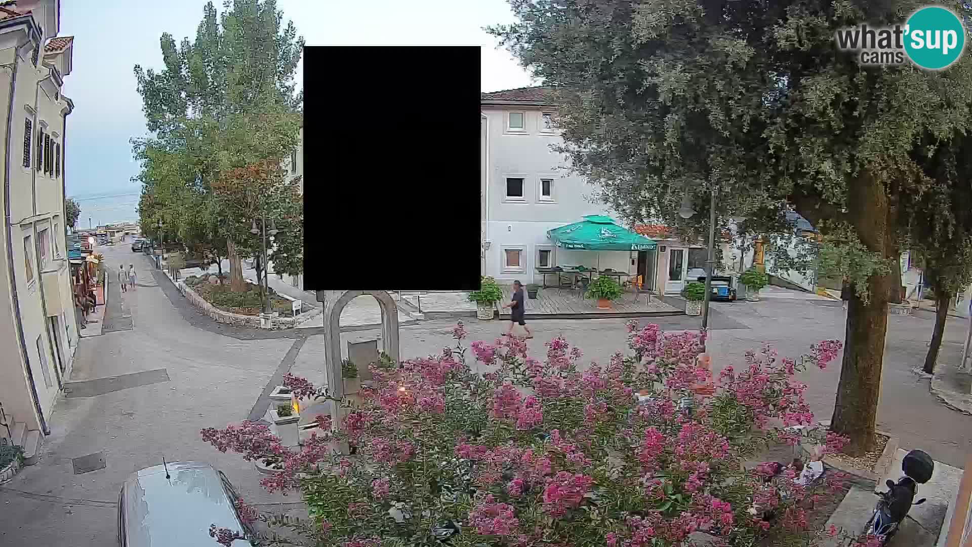 Webcam Mošćenička Draga Center – Live View of the Town Center
