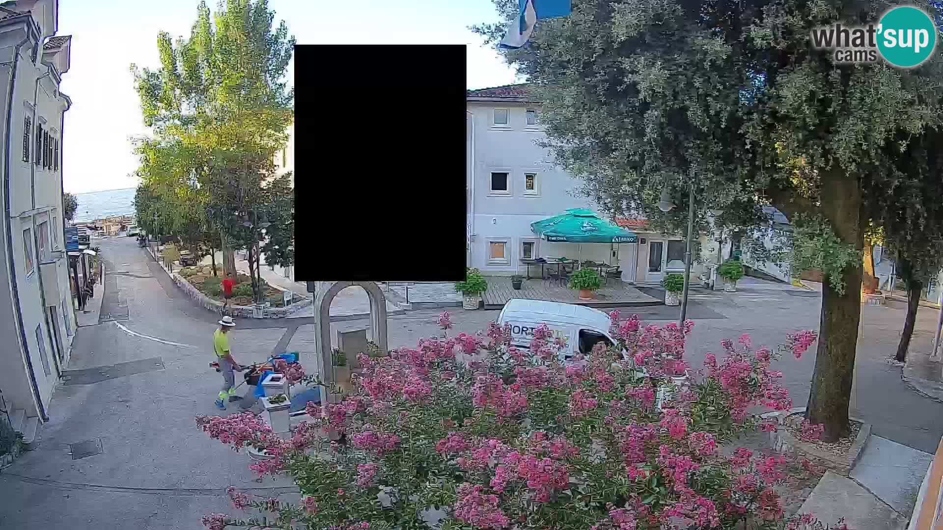 Webcam Mošćenička Draga Center – Live View of the Town Center
