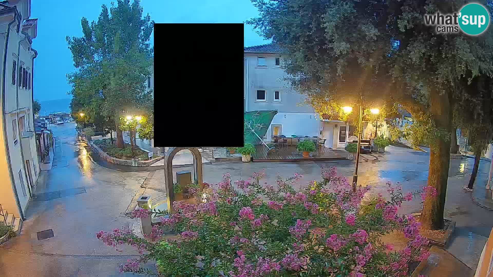 Spletna kamera center Mošćeniška Draga – Pogled v živo