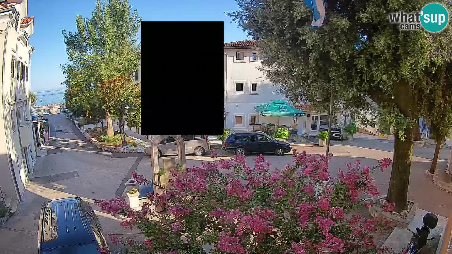 Webcam Mošćenička Draga Center – Live View of the Town Center