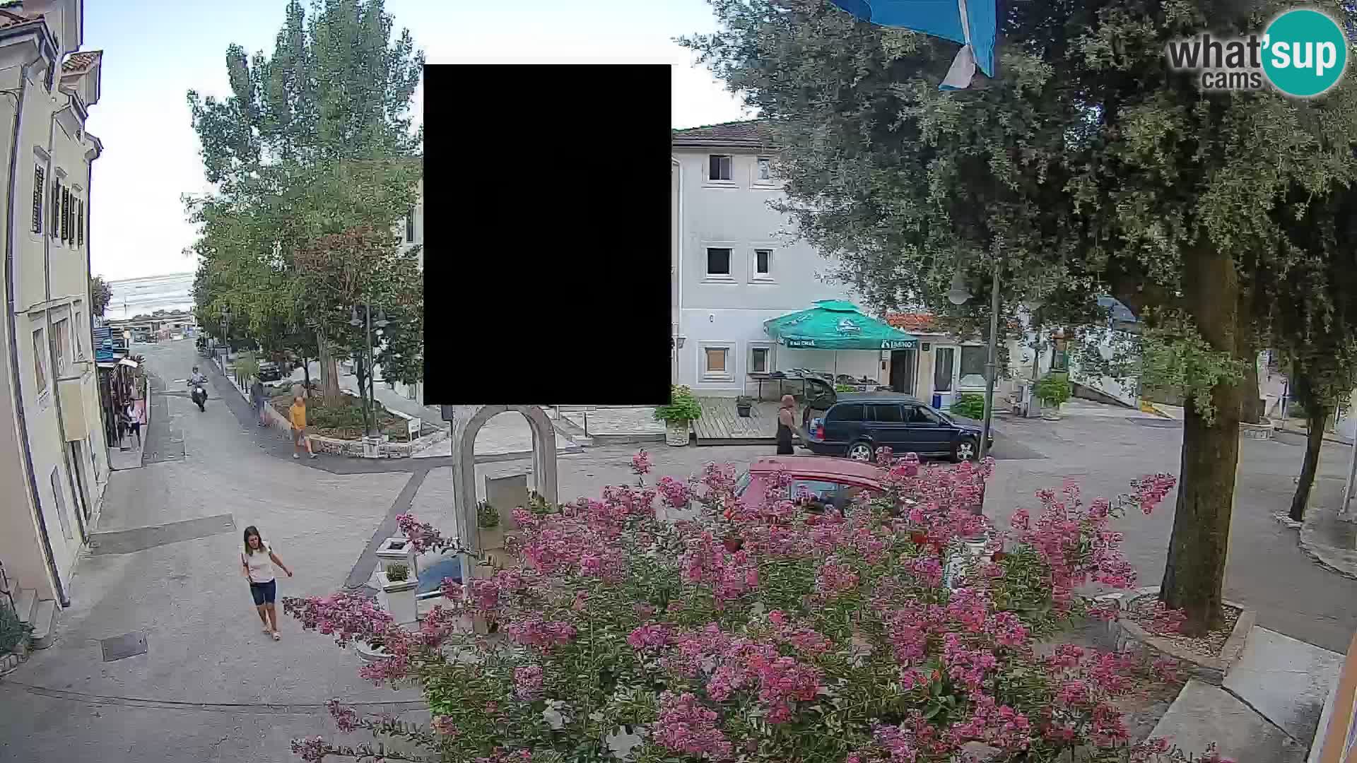 Spletna kamera center Mošćeniška Draga – Pogled v živo