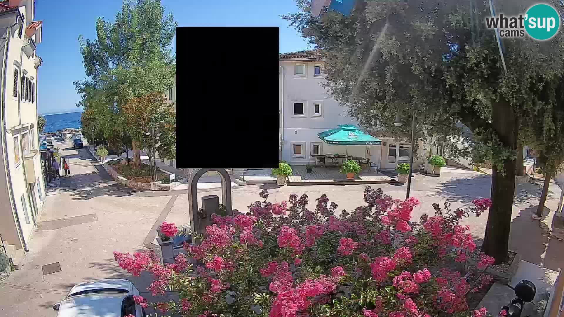 Webcam Mošćenička Draga Center – Live View of the Town Center
