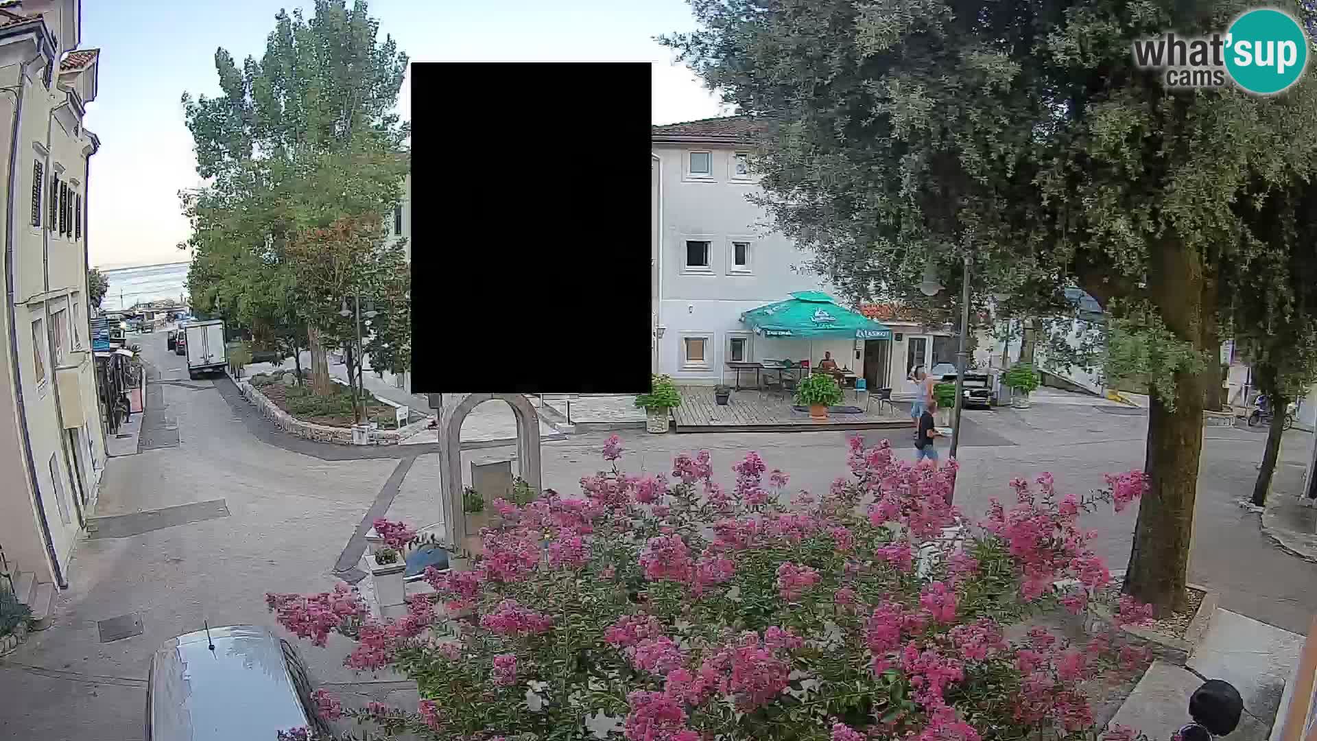 Web kamera centar Mošćeničke Drage – Pogled uživo