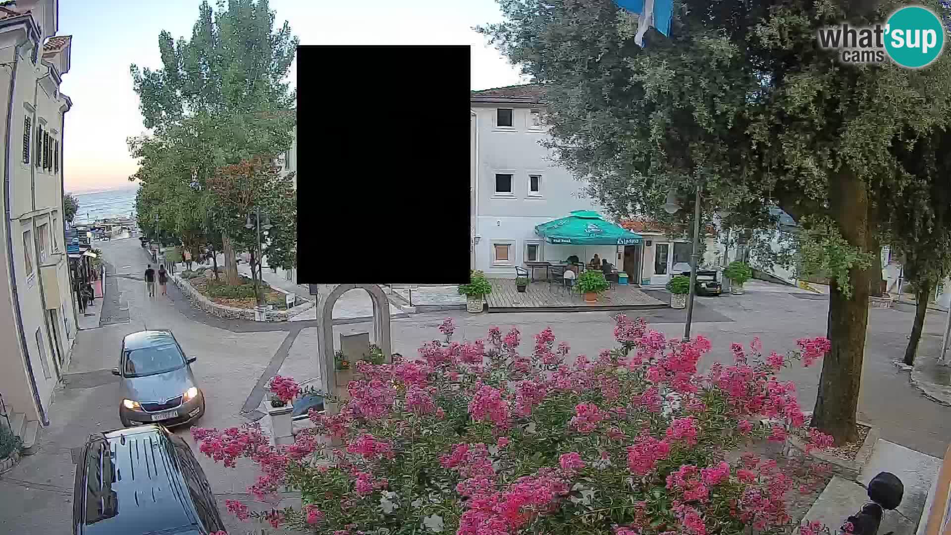 Spletna kamera center Mošćeniška Draga – Pogled v živo