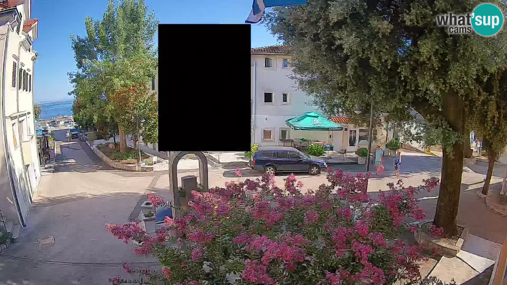 Web kamera centar Mošćeničke Drage – Pogled uživo