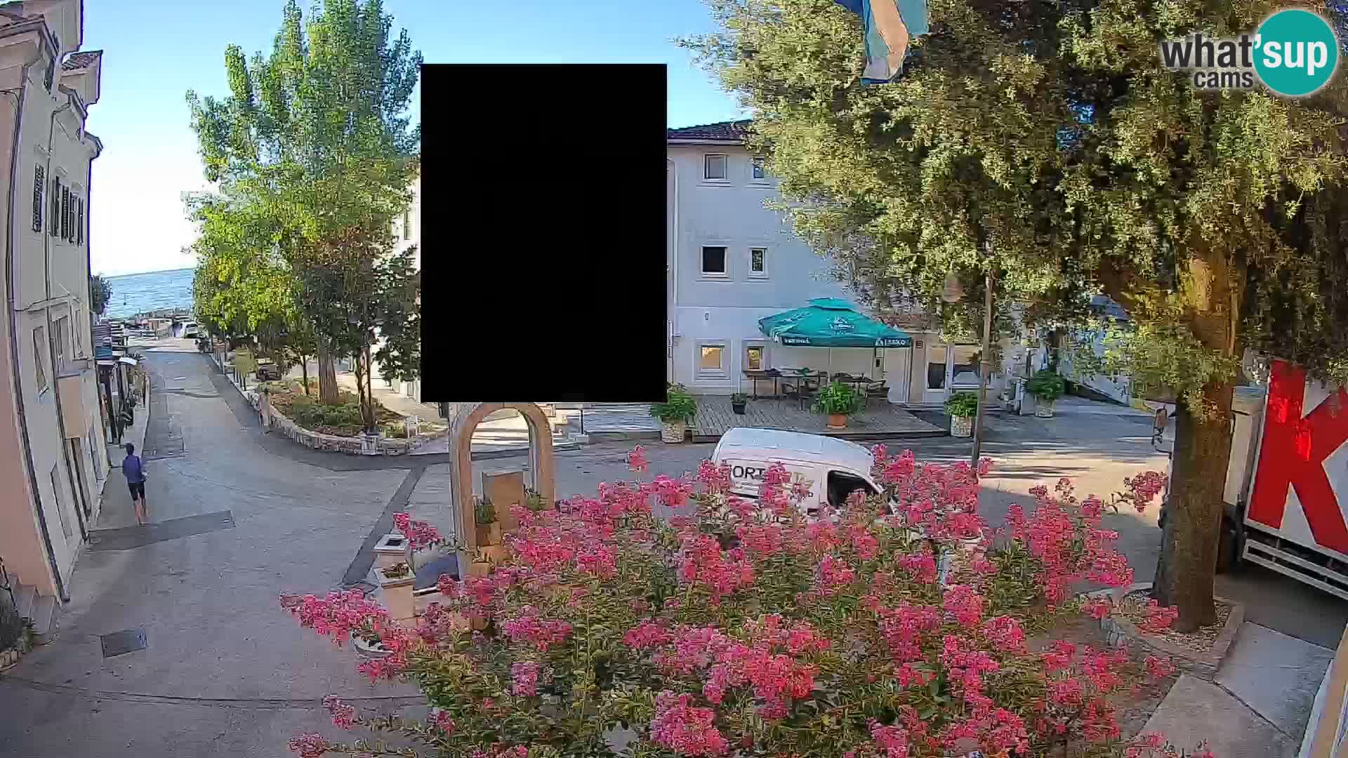 Webcam Mošćenička Draga Center – Live View of the Town Center