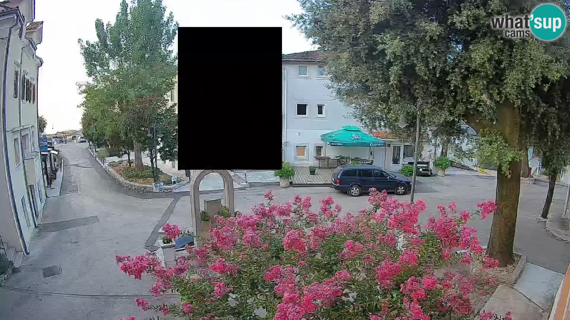 Web kamera centar Mošćeničke Drage – Pogled uživo