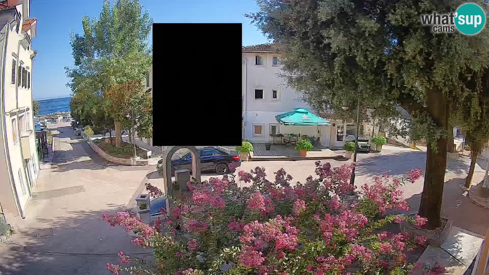 Webcam Mošćenička Draga Center – Live View of the Town Center