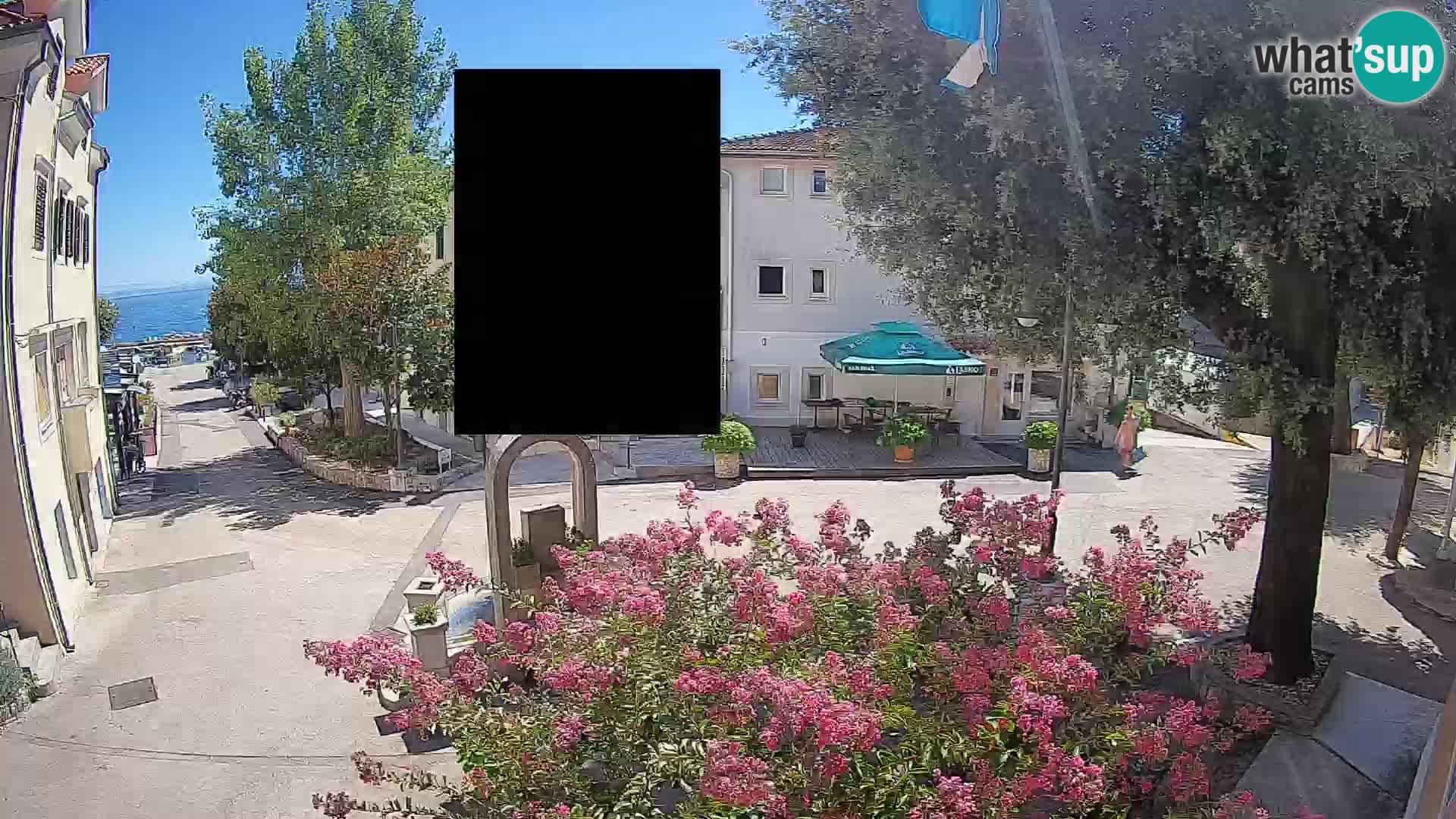Webcam Mošćenička Draga Center – Live View of the Town Center