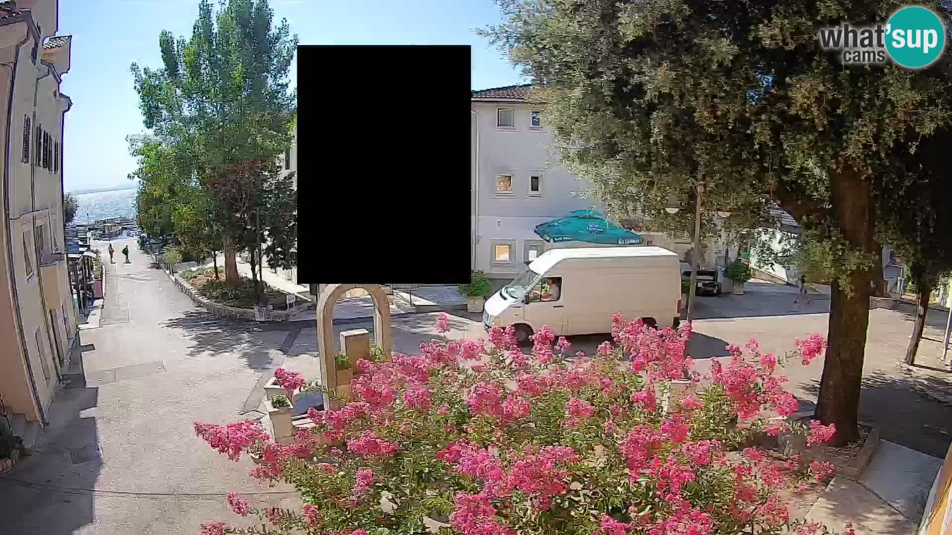 Webcam Mošćenička Draga Center – Live View of the Town Center