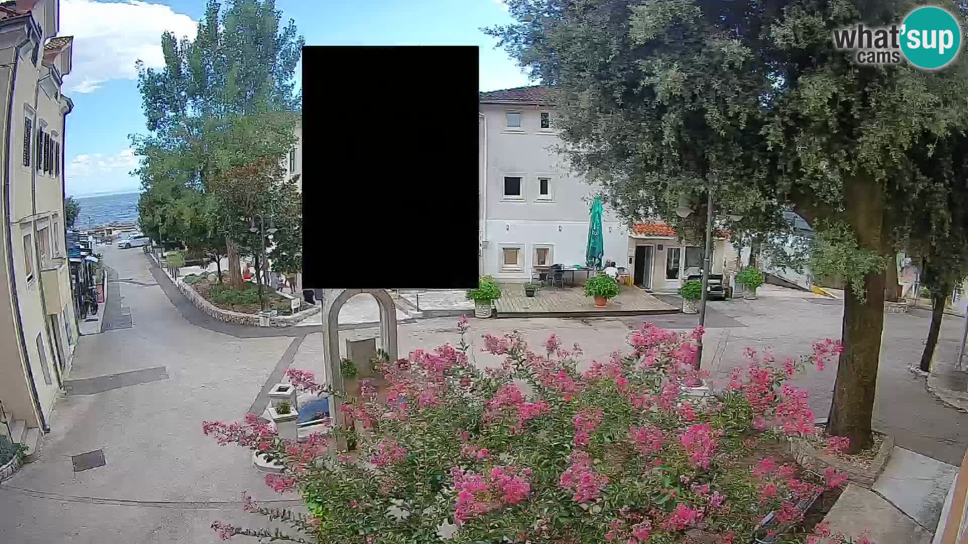 Webcam Mošćenička Draga Center – Live View of the Town Center