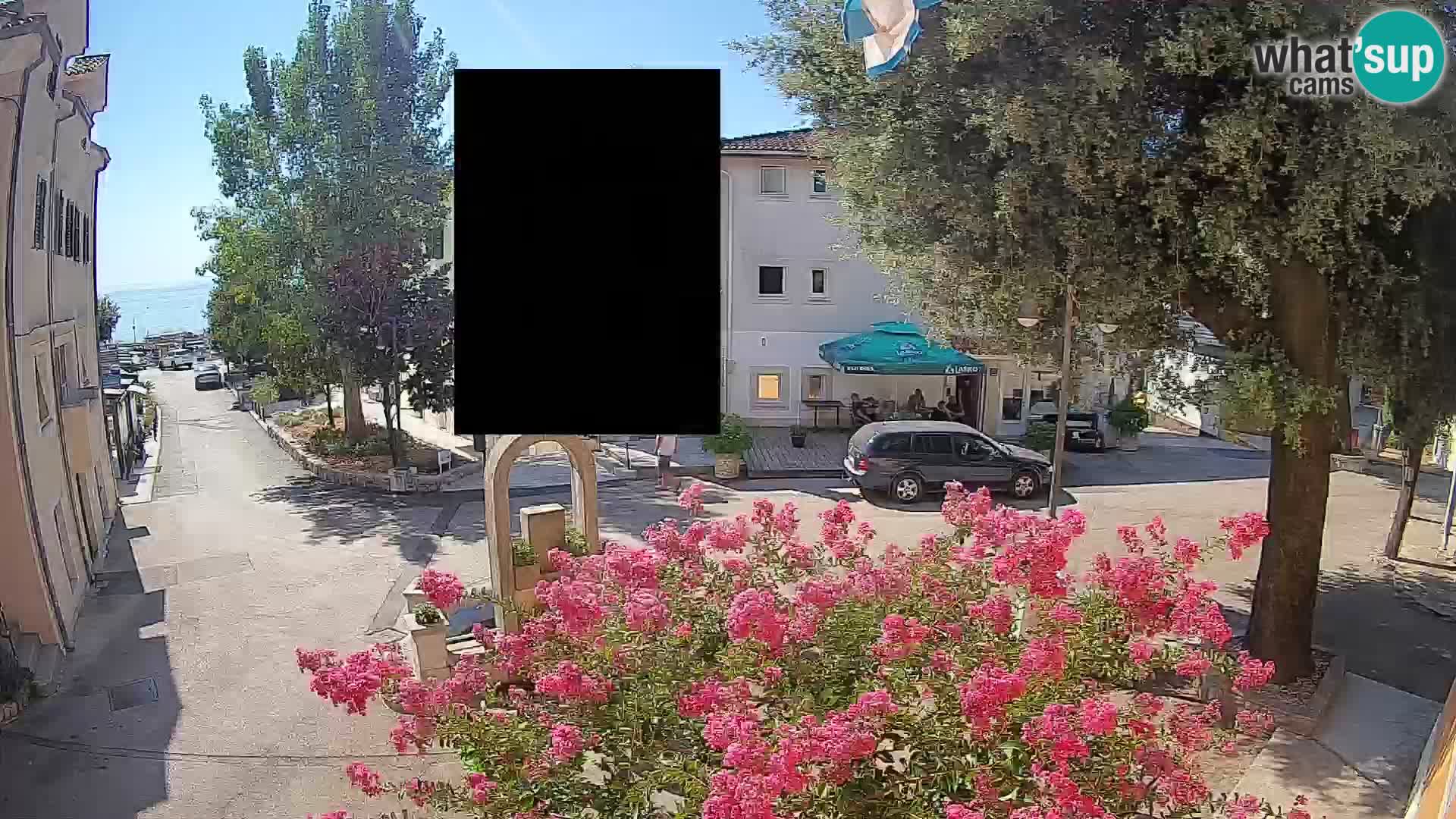 Webcam Mošćenička Draga Center – Live View of the Town Center