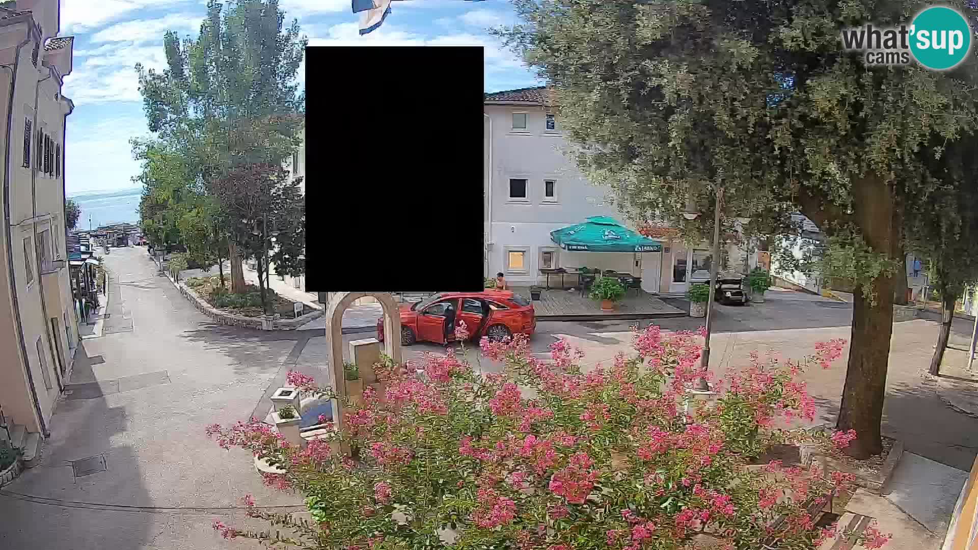 Web kamera centar Mošćeničke Drage – Pogled uživo
