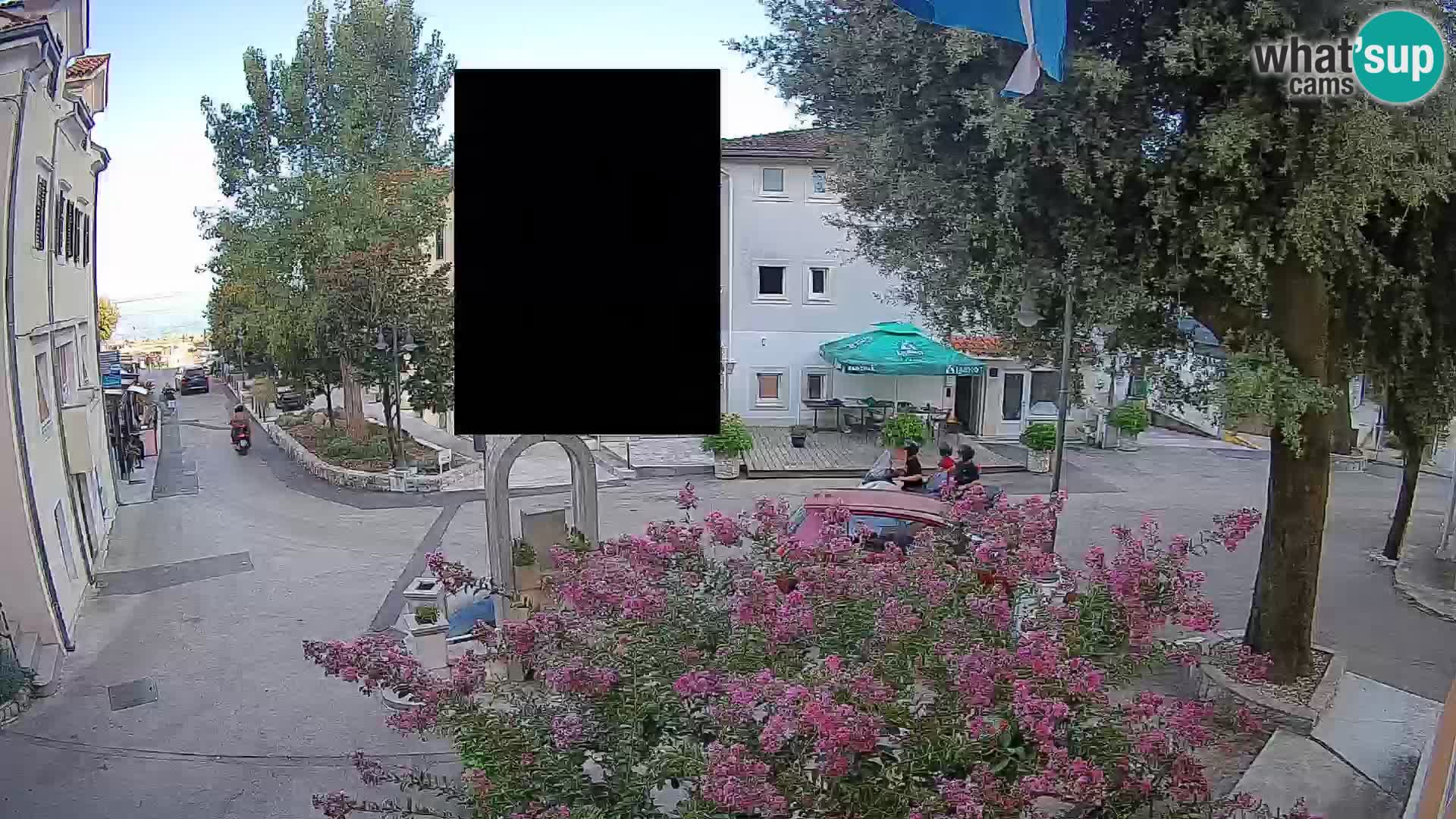 Webcam Mošćenička Draga Center – Live View of the Town Center