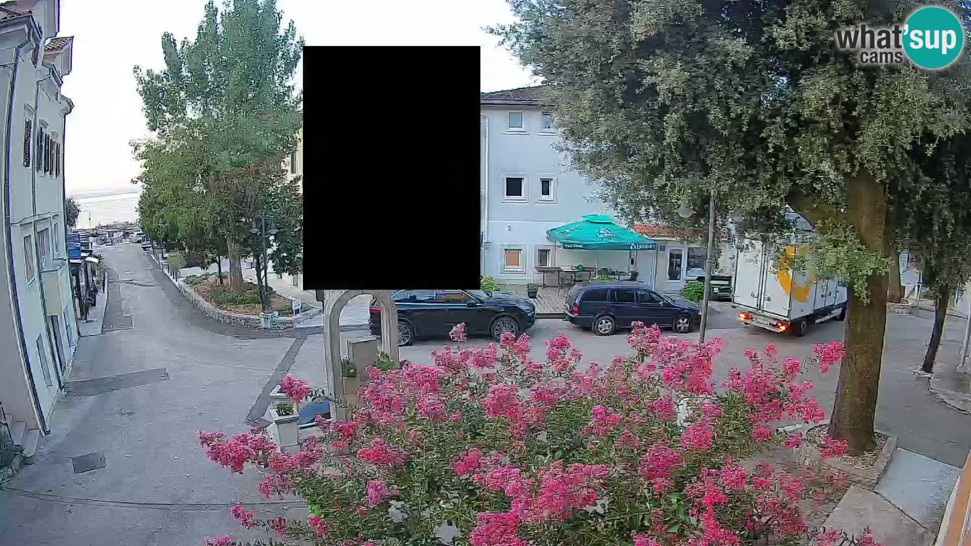 Spletna kamera center Mošćeniška Draga – Pogled v živo