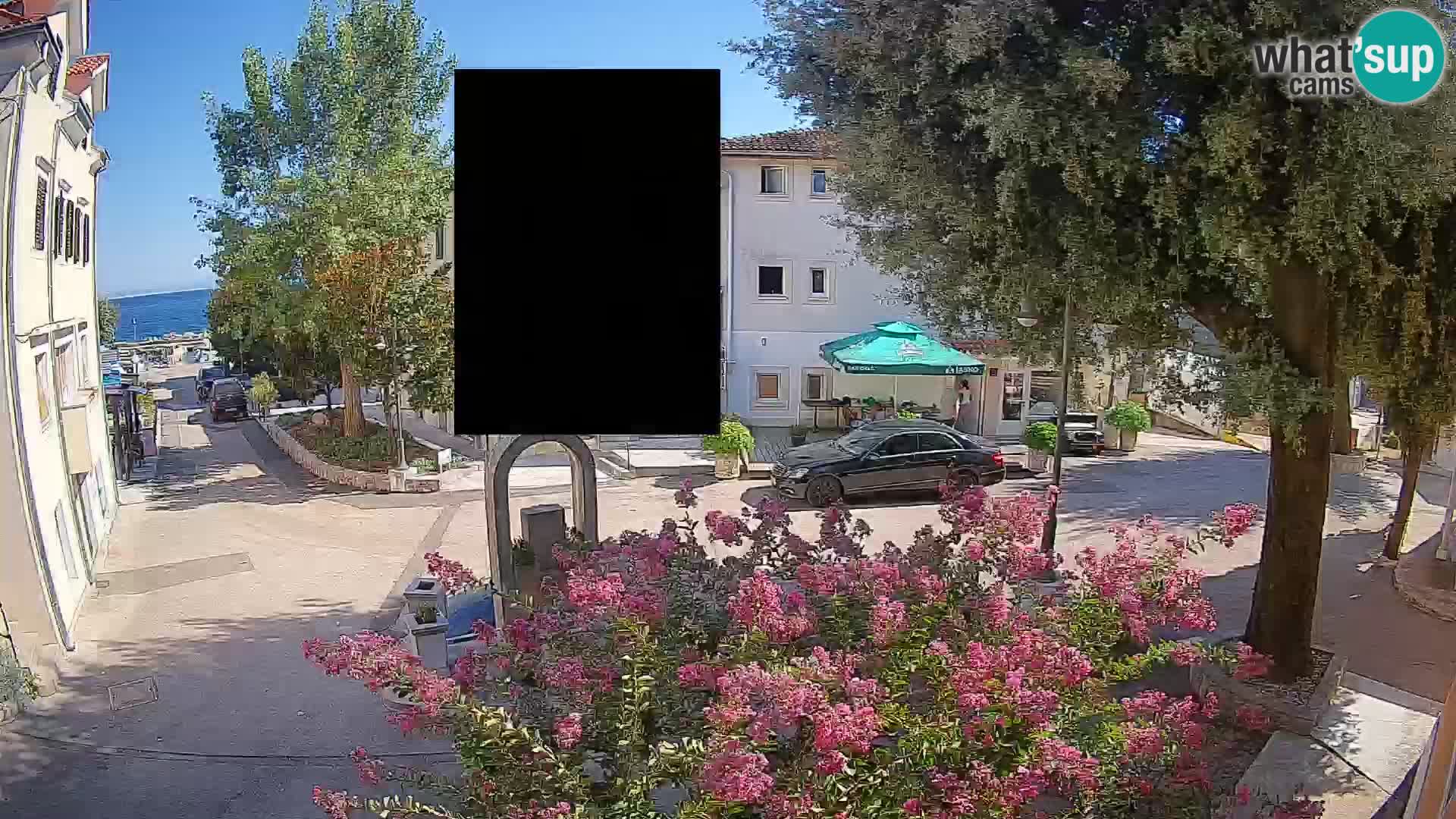 Webcam Mošćenička Draga Center – Live View of the Town Center