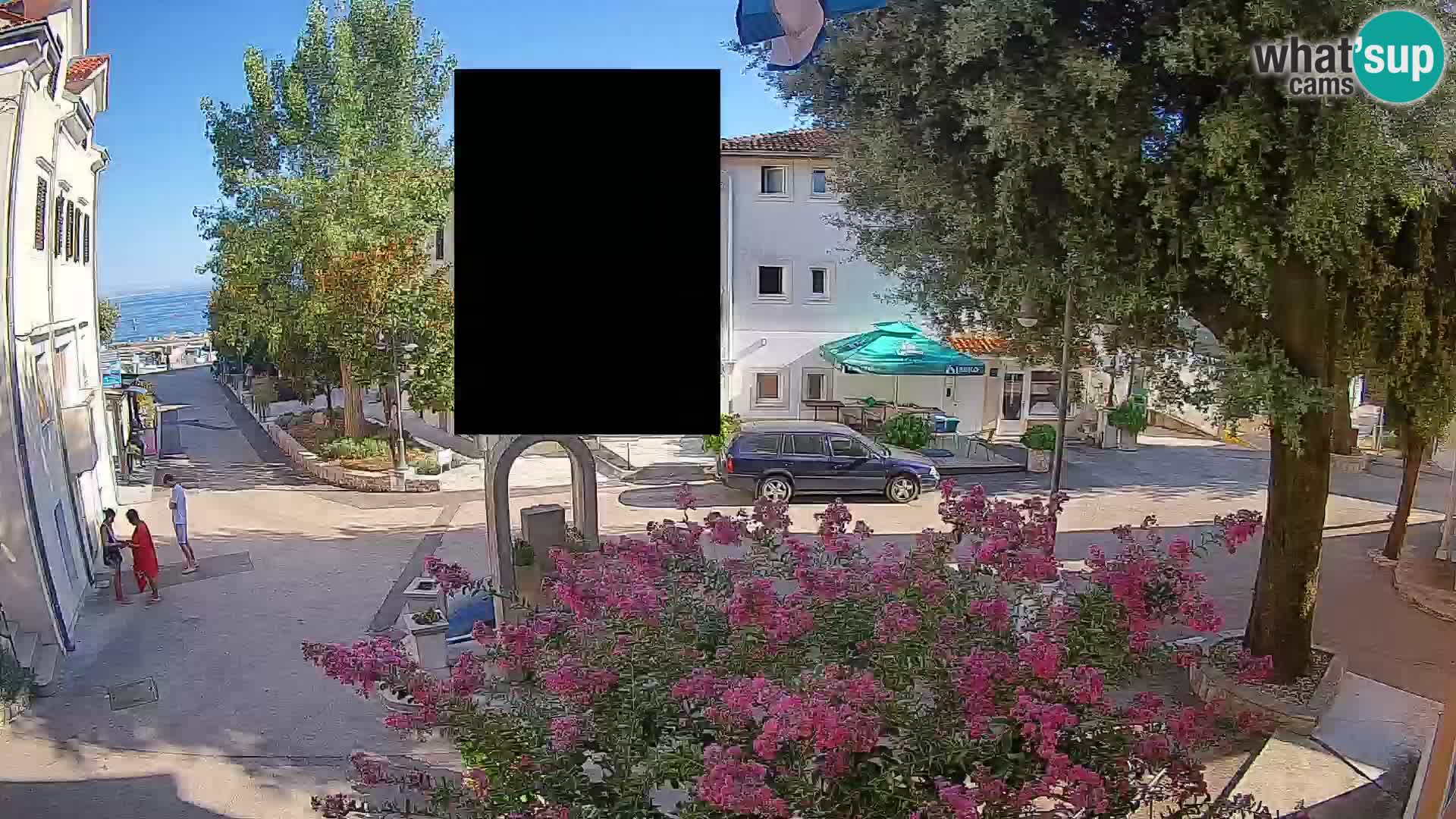 Webcam Mošćenička Draga Center – Live View of the Town Center